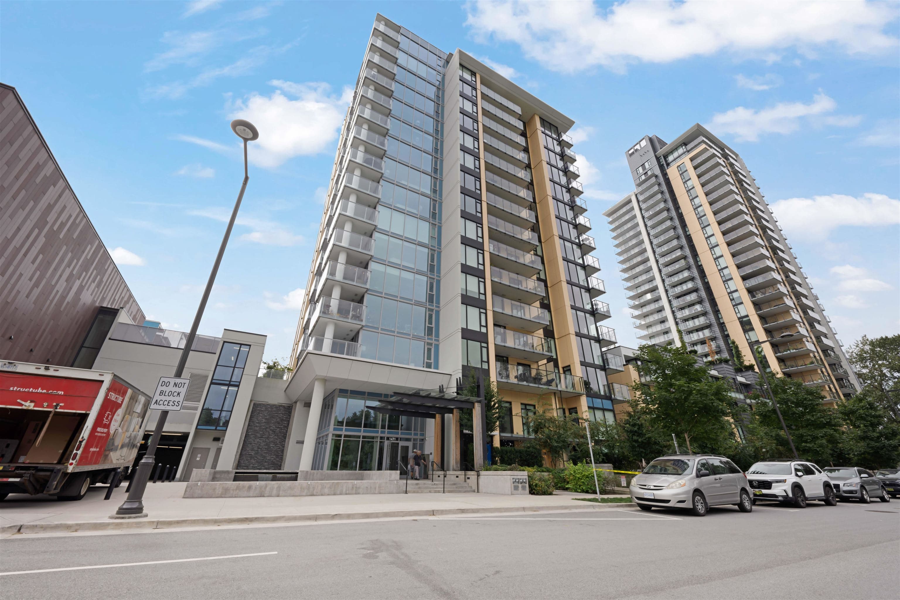 1604 - 1471 Hunter Street, North Vancouver, V7J 1H3 — photo 2