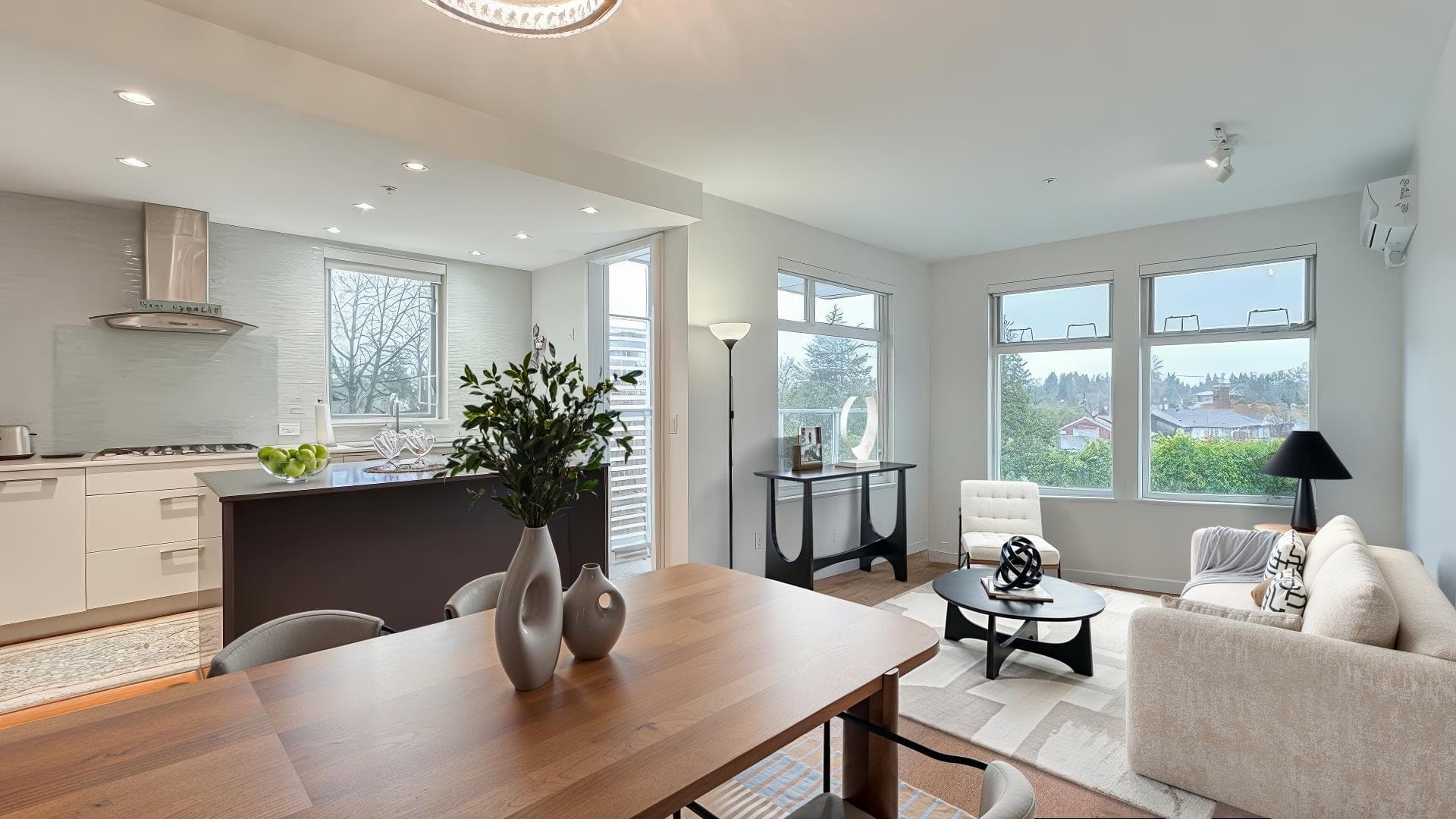 505 - 4867 Cambie Street, Vancouver