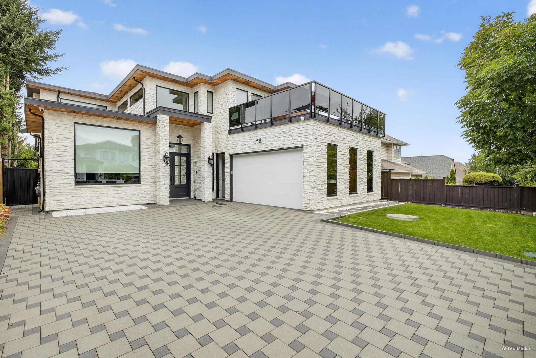 15901 88a Avenue, Surrey, V4N 2X9 — photo 4