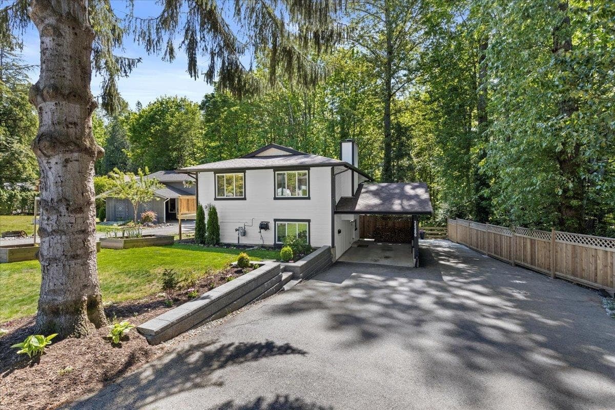 35286 Selkirk Avenue, Abbotsford, V2S 8L2 — photo 2