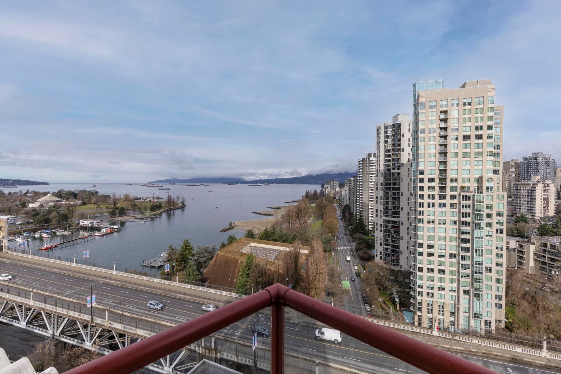 2005 - 1000 Beach Avenue, Vancouver