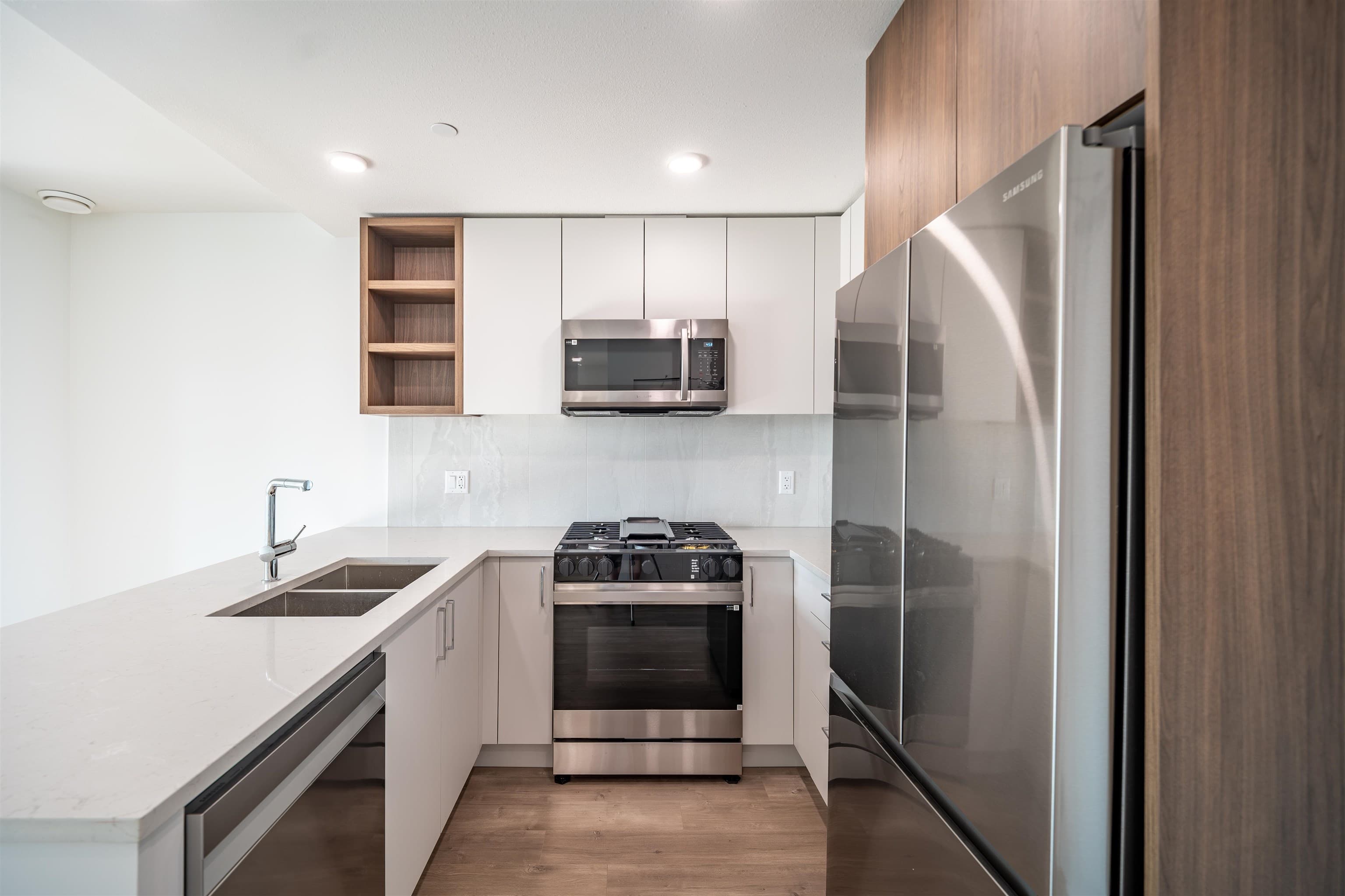 204 - 723 Grover Avenue, Coquitlam, V3J 0L9 — photo 4