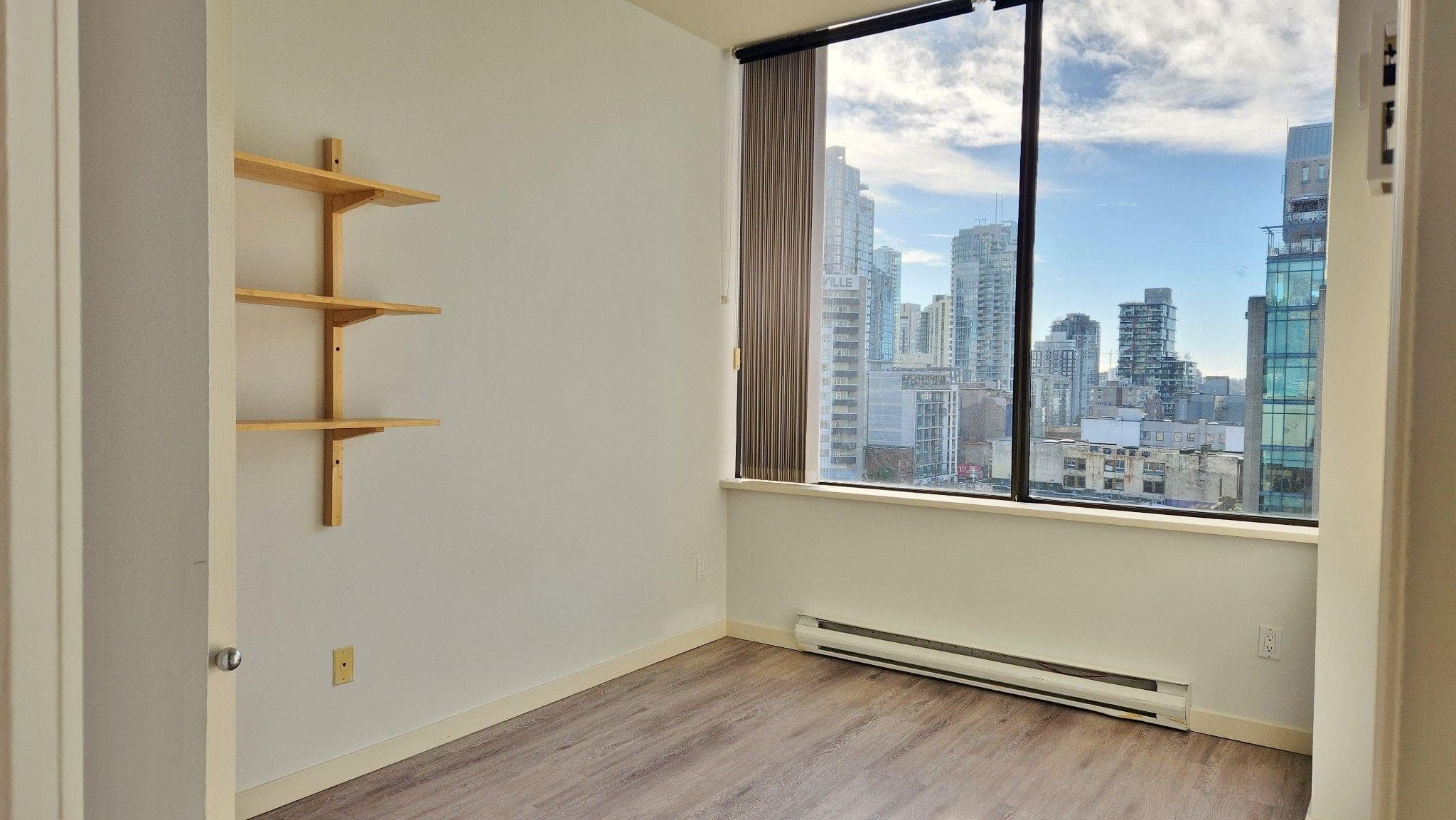 6xx - 1010 Howe Street, Vancouver, V6Z 1P5 — photo 1