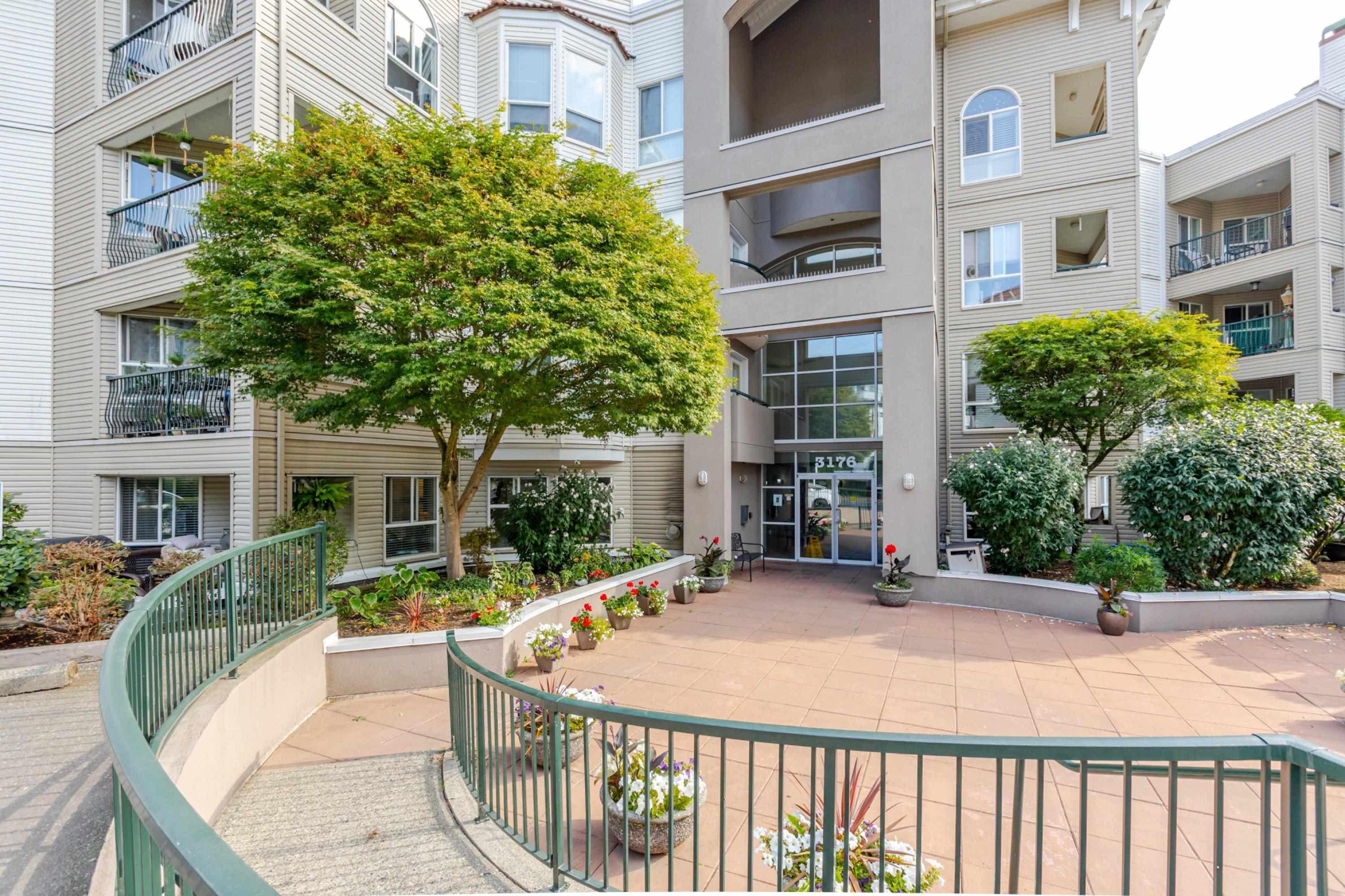 208 - 3176 Gladwin Road, Abbotsford, V2T 6R7 — photo 2