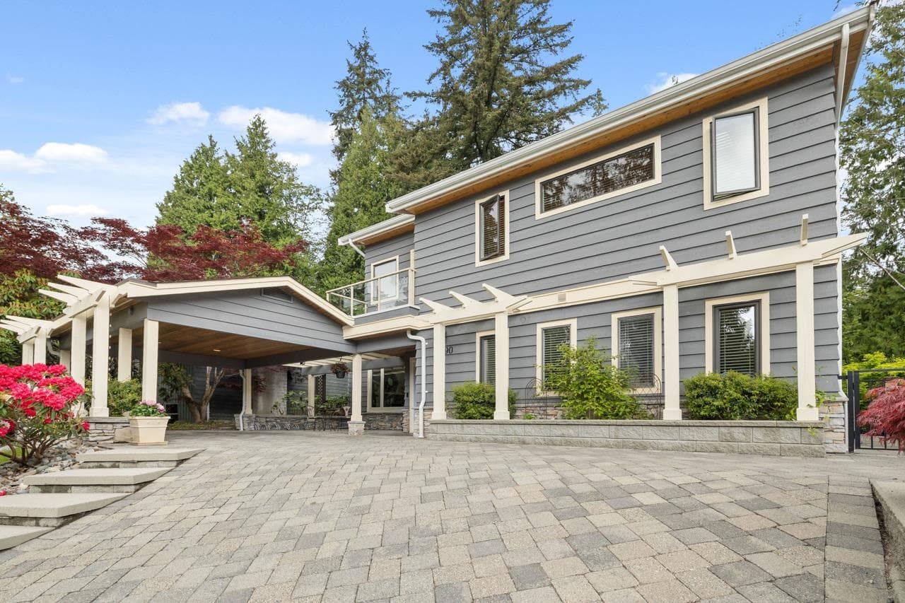 3690 Rutherford Crescent, North Vancouver, V7N 2C7 — photo 2