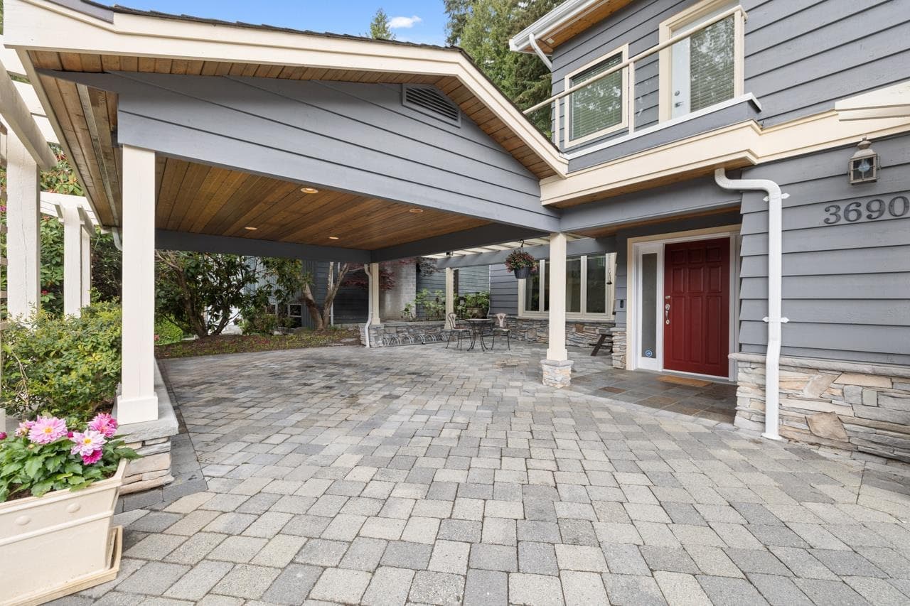 3690 Rutherford Crescent, North Vancouver, V7N 2C7 — photo 3