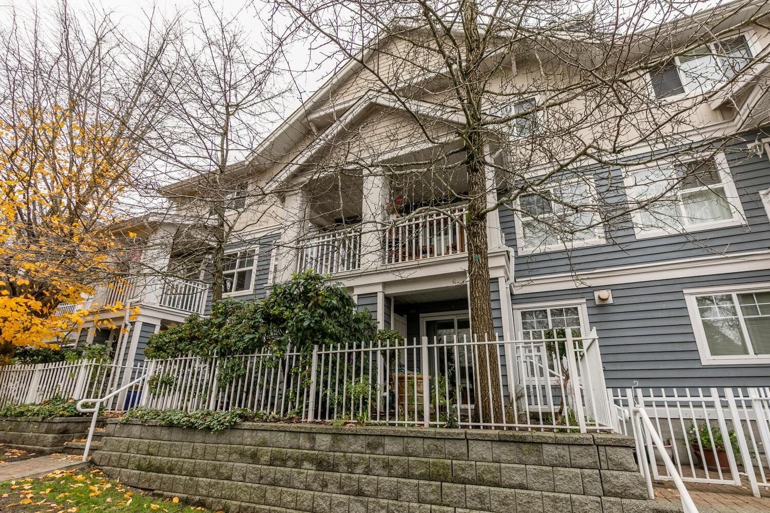 50 - 123 Seventh Street, New Westminster, V3M 6Y2 — photo 3