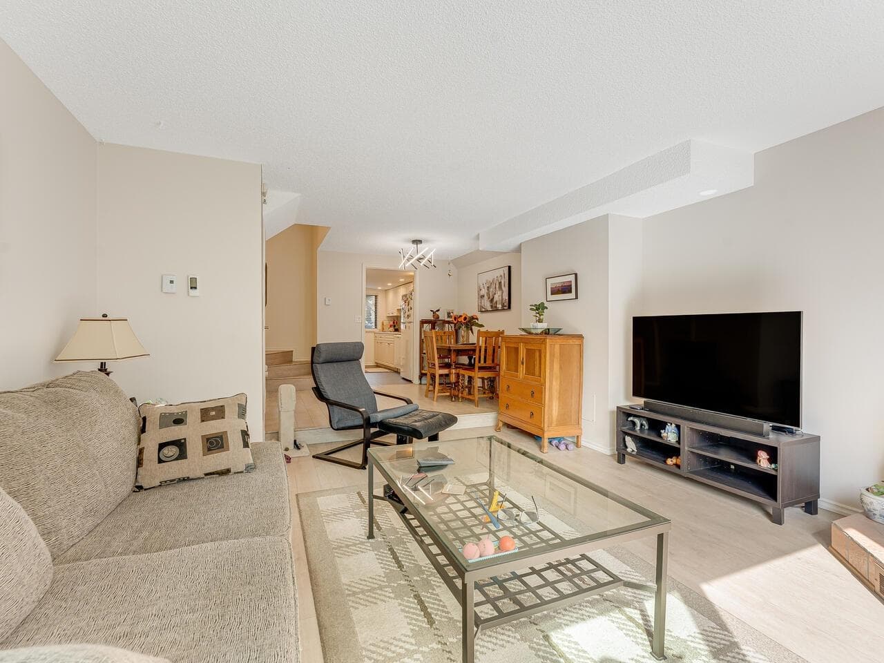 8132 Laval Place, Vancouver, V5S 4B2 — photo 3