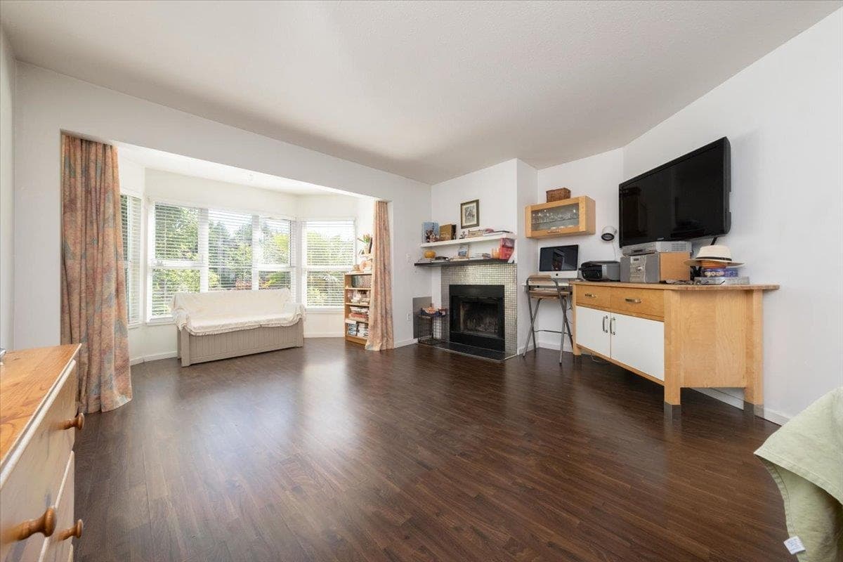 206 - 2255 Eton Street, Vancouver, V5L 1C9 — photo 2
