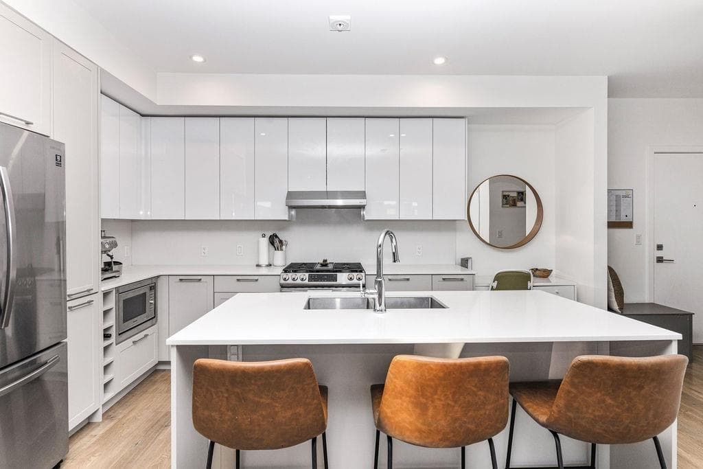205 - 710 School Road, Gibsons, V0N 1V9 — photo 5