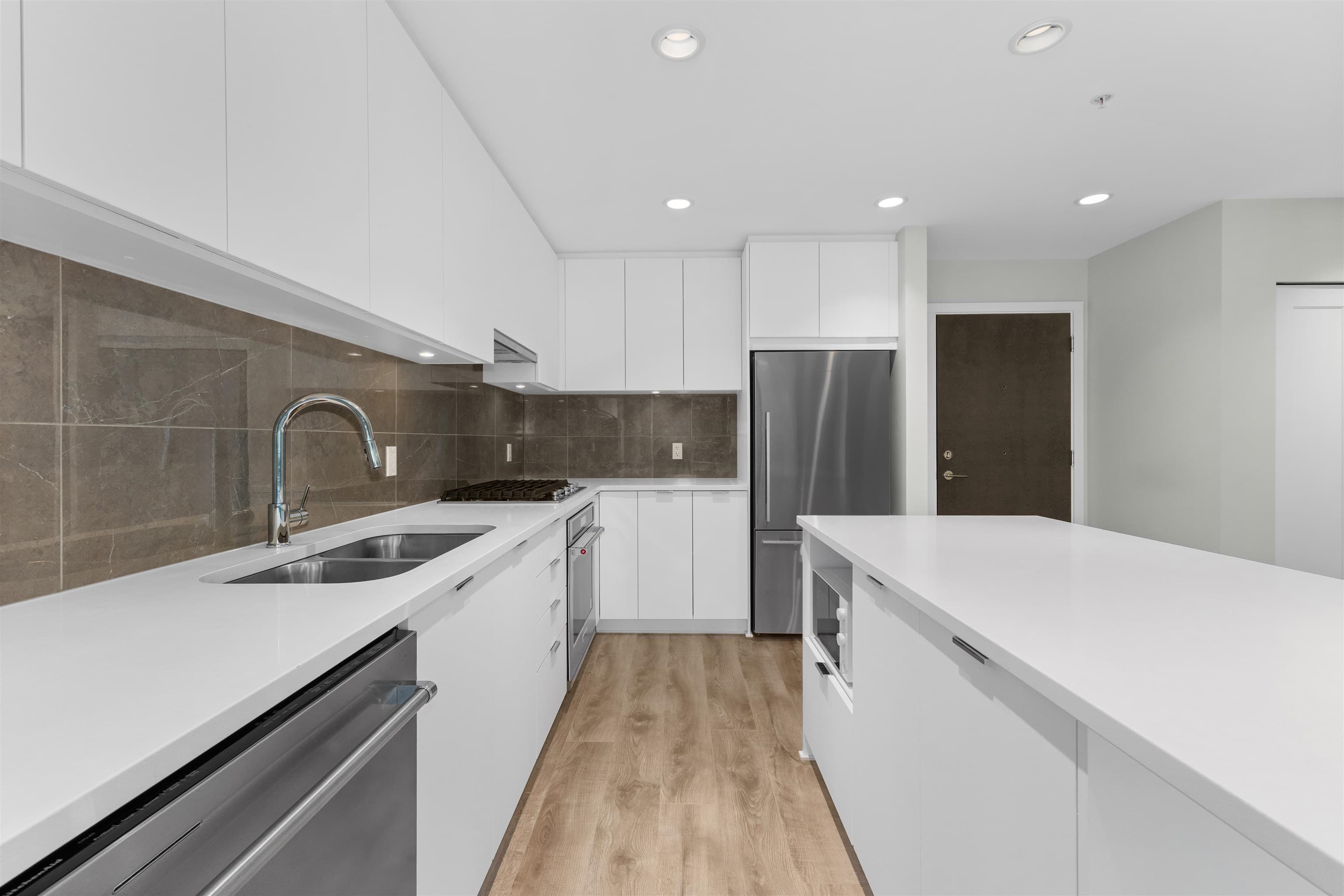 216 - 615 Cottonwood Avenue, Coquitlam, V3J 2S5 — photo 4