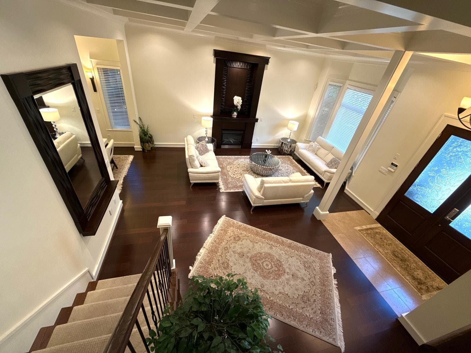1017 Canyon Boulevard, North Vancouver, V7R 2K3 — photo 2