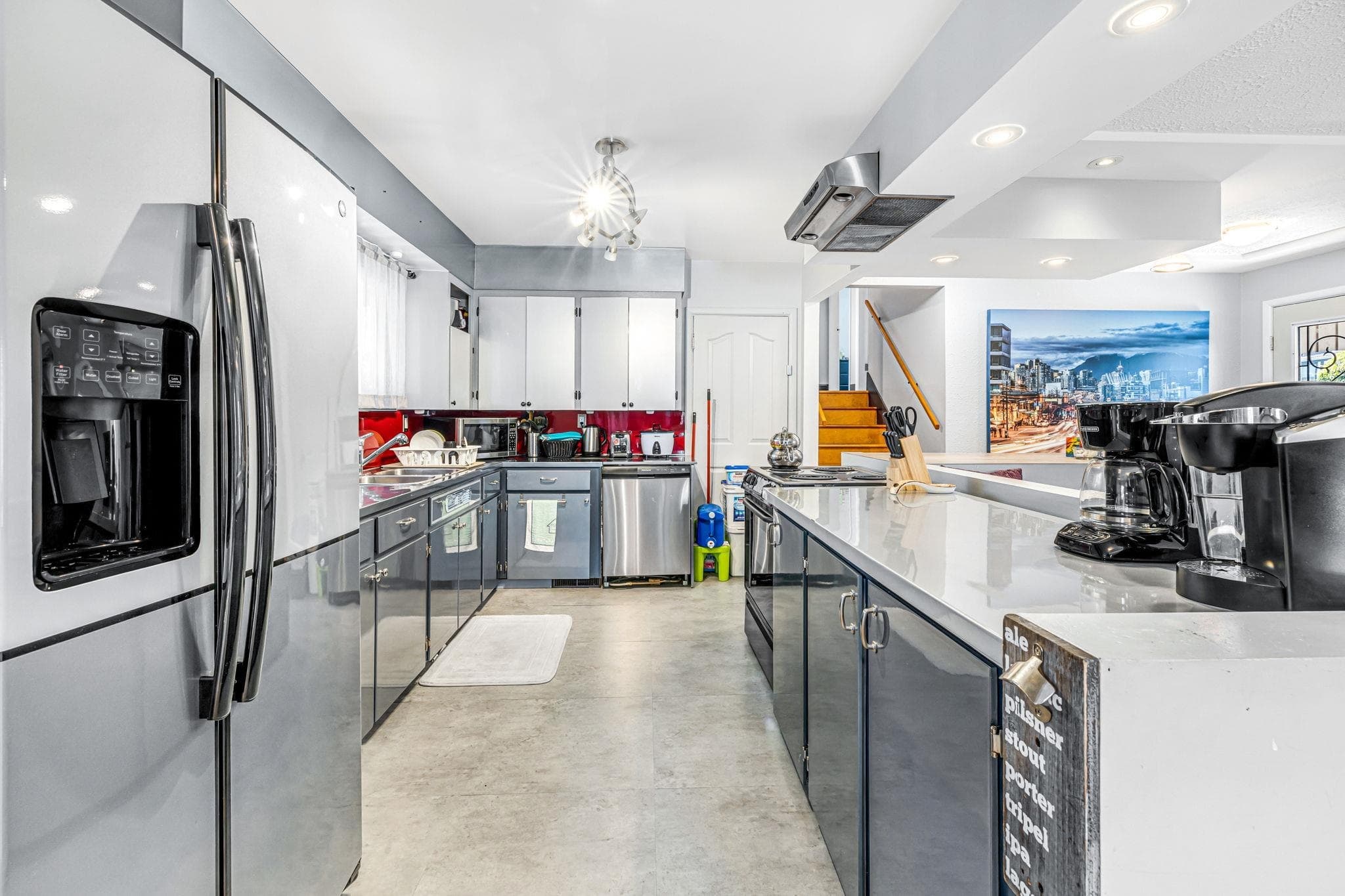 2715 Coast Meridian Road, Port Coquitlam, V3B 3M6 — photo 5