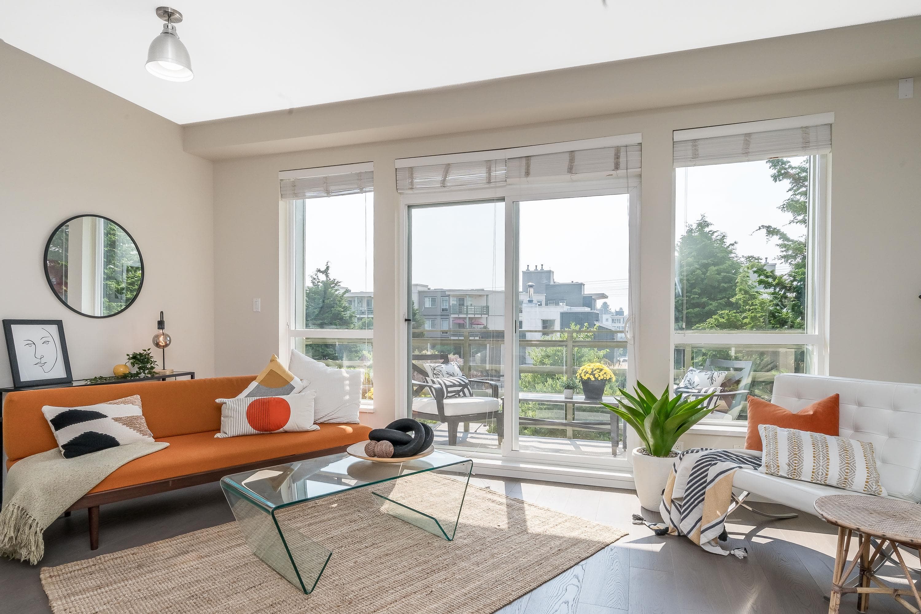301 - 15850 26 Avenue, Surrey, V3S 2N6 — photo 1