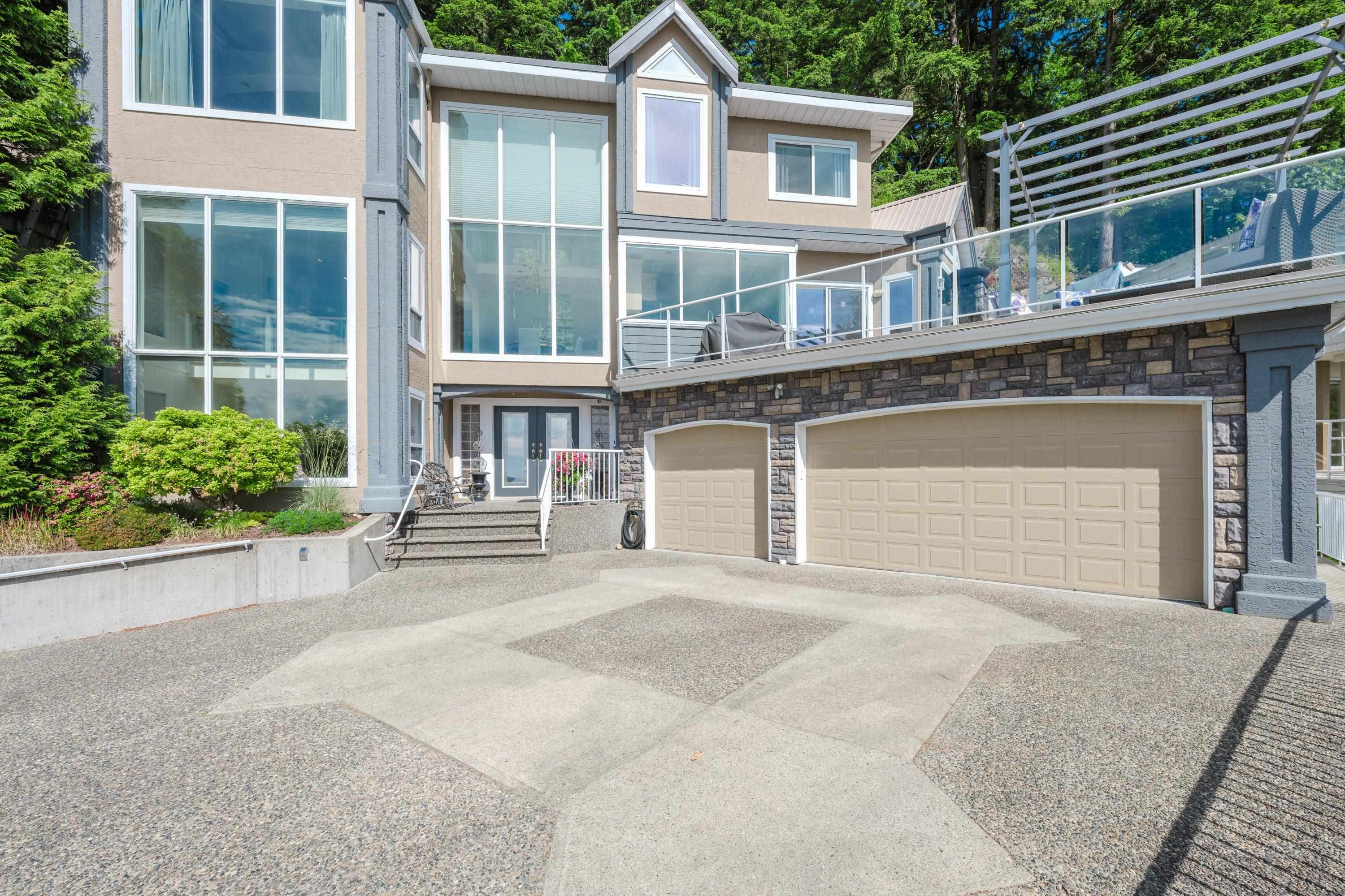 2582 Zurich Drive, Abbotsford, V3G 1C4 — photo 2