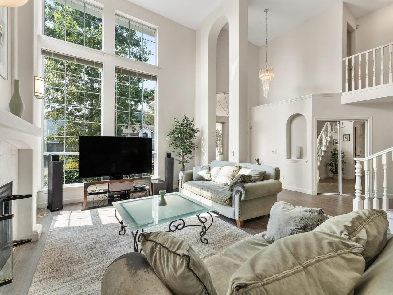 1603 Sundew Place, Coquitlam, V3E 2Y4 — photo 2