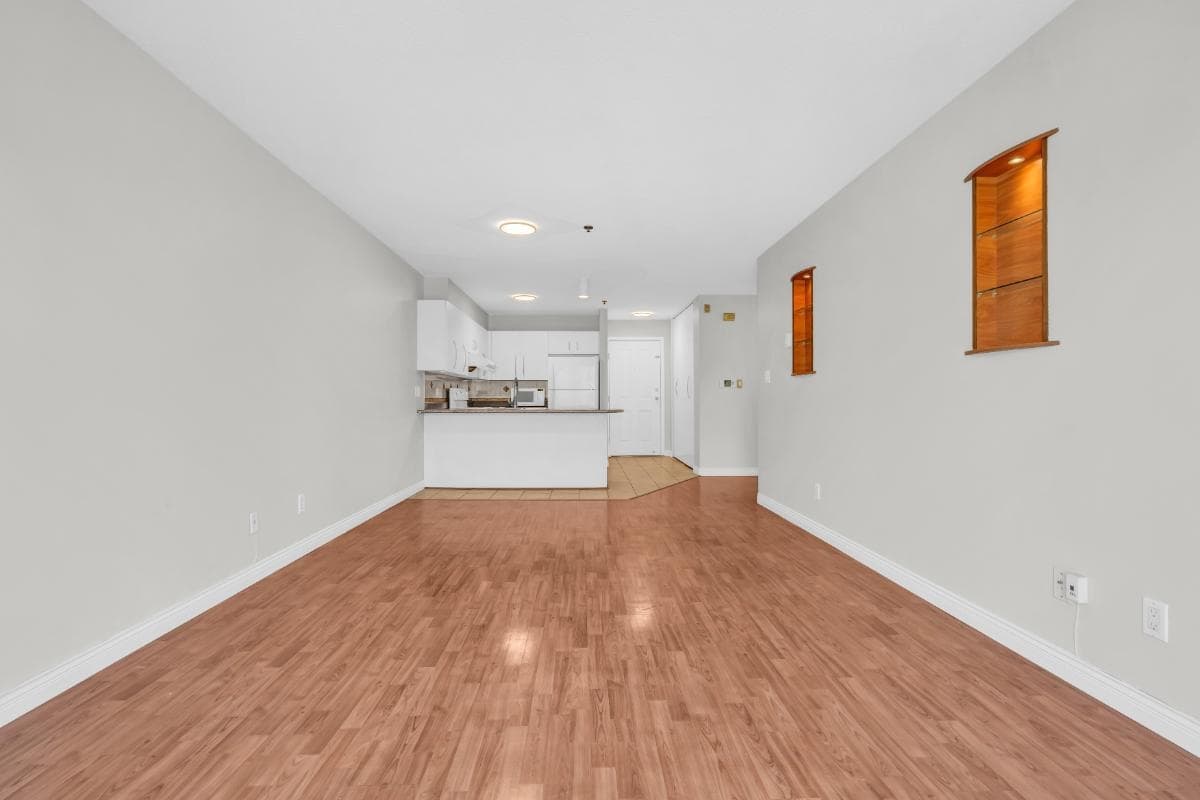 211 - 7800 St. Albans Road, Richmond, V6Y 3Y5 — photo 4