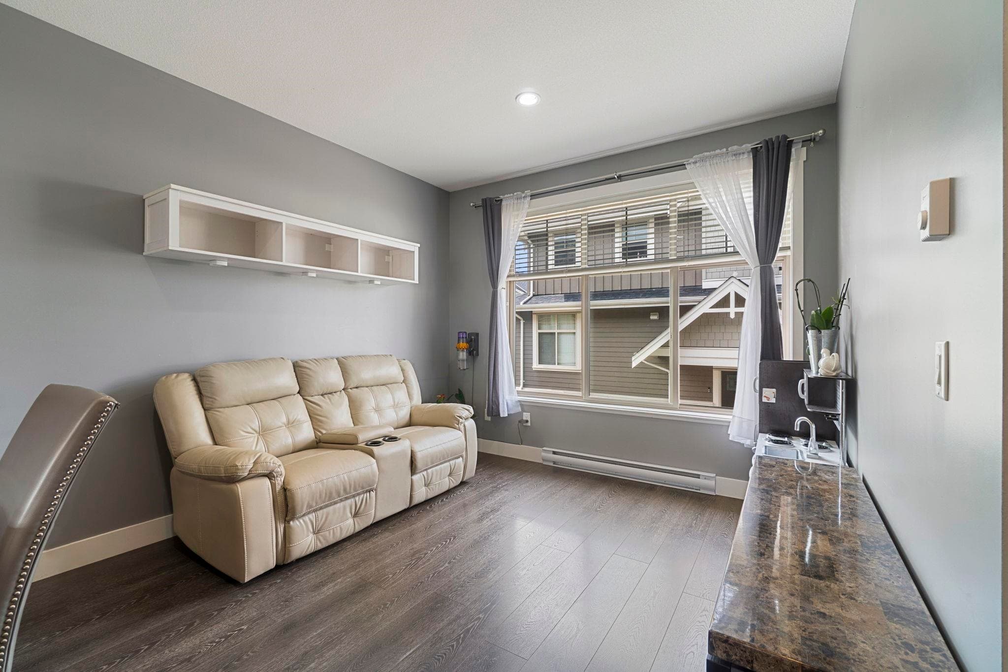 104 - 19525 73 Avenue, Surrey, V4N 6L7 — photo 3