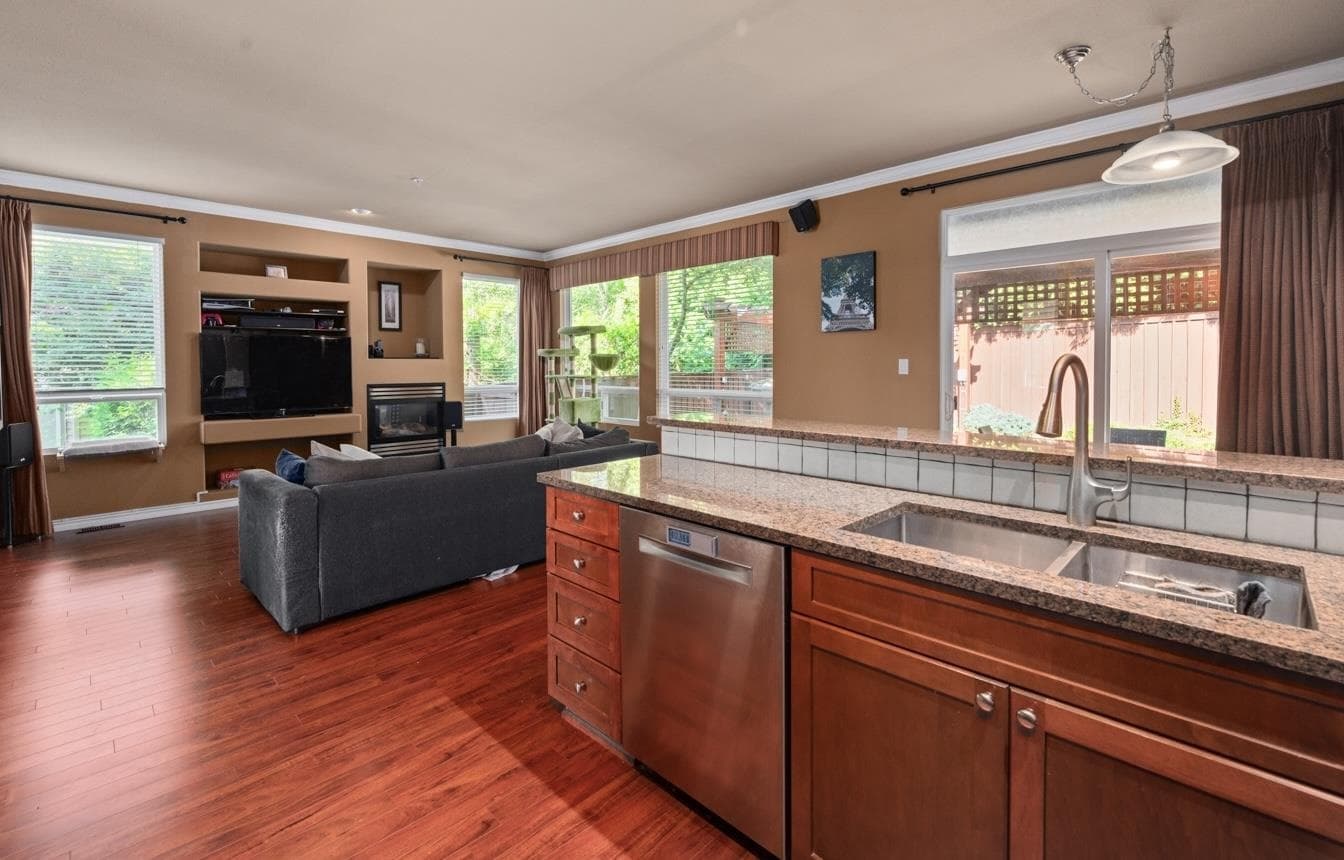 10 - 2381 Argue Street, Port Coquitlam, V3C 6P9 — photo 3