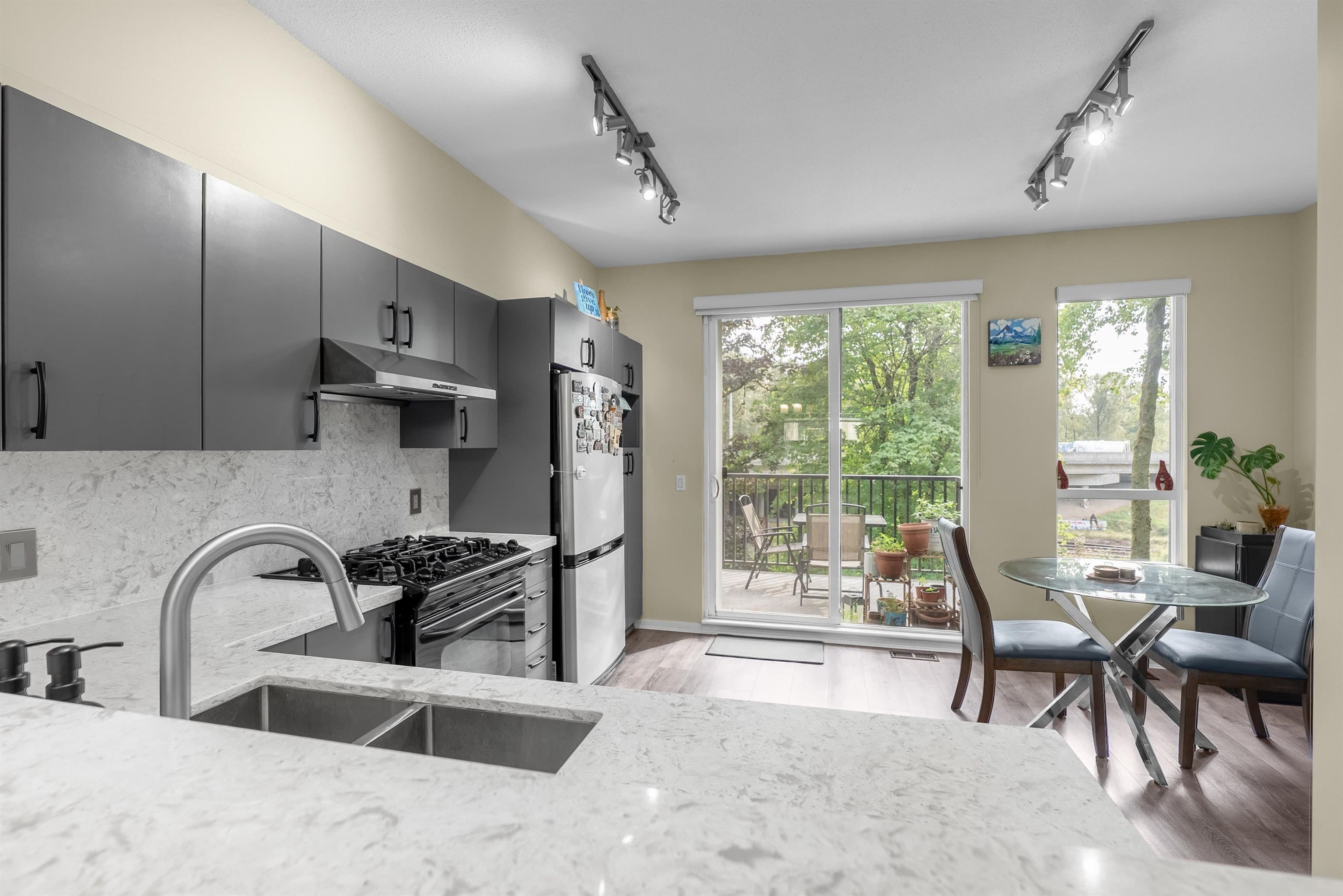 167 - 9133 Government Street, Burnaby, V3N 0B1 — photo 2