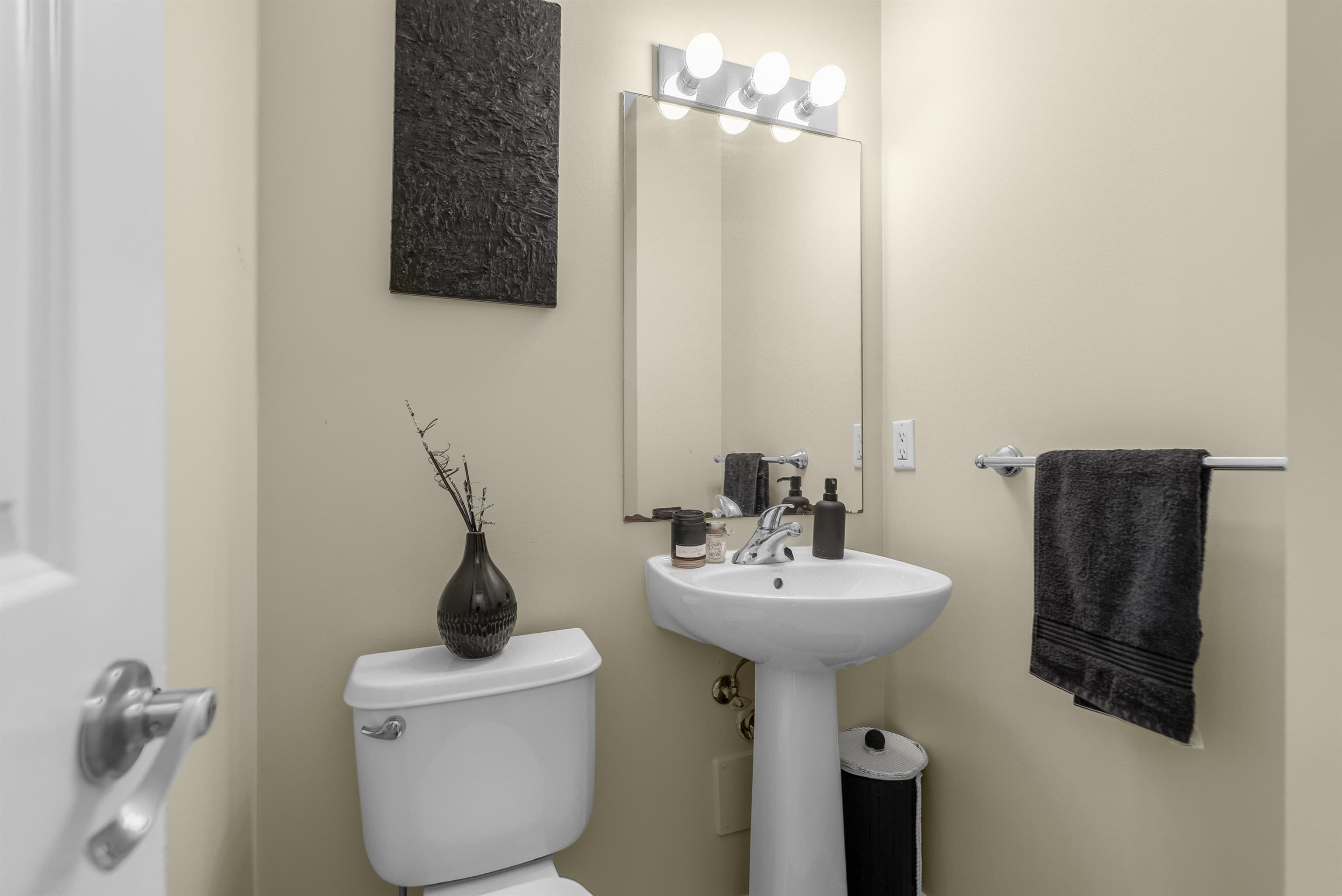167 - 9133 Government Street, Burnaby, V3N 0B1 — photo 5