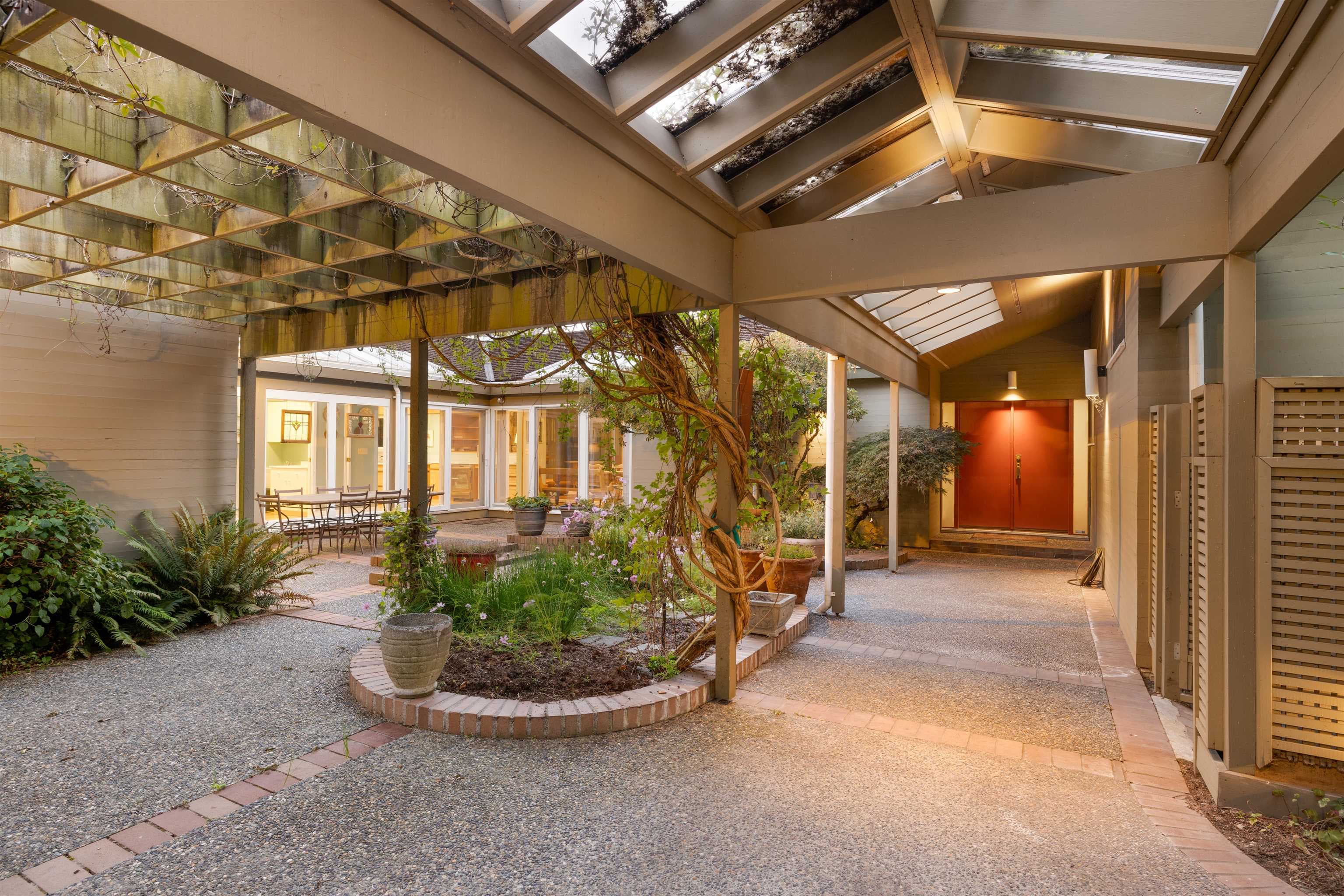 535 English Bluff Road, Delta, V4M 2M9 — photo 5