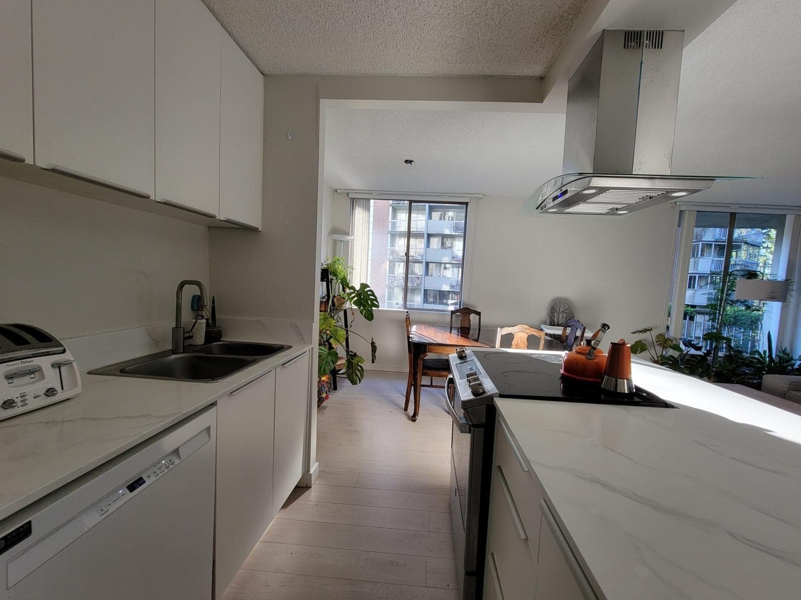408 - 2020 Fullerton Avenue, North Vancouver, V7P 3G3 — photo 3
