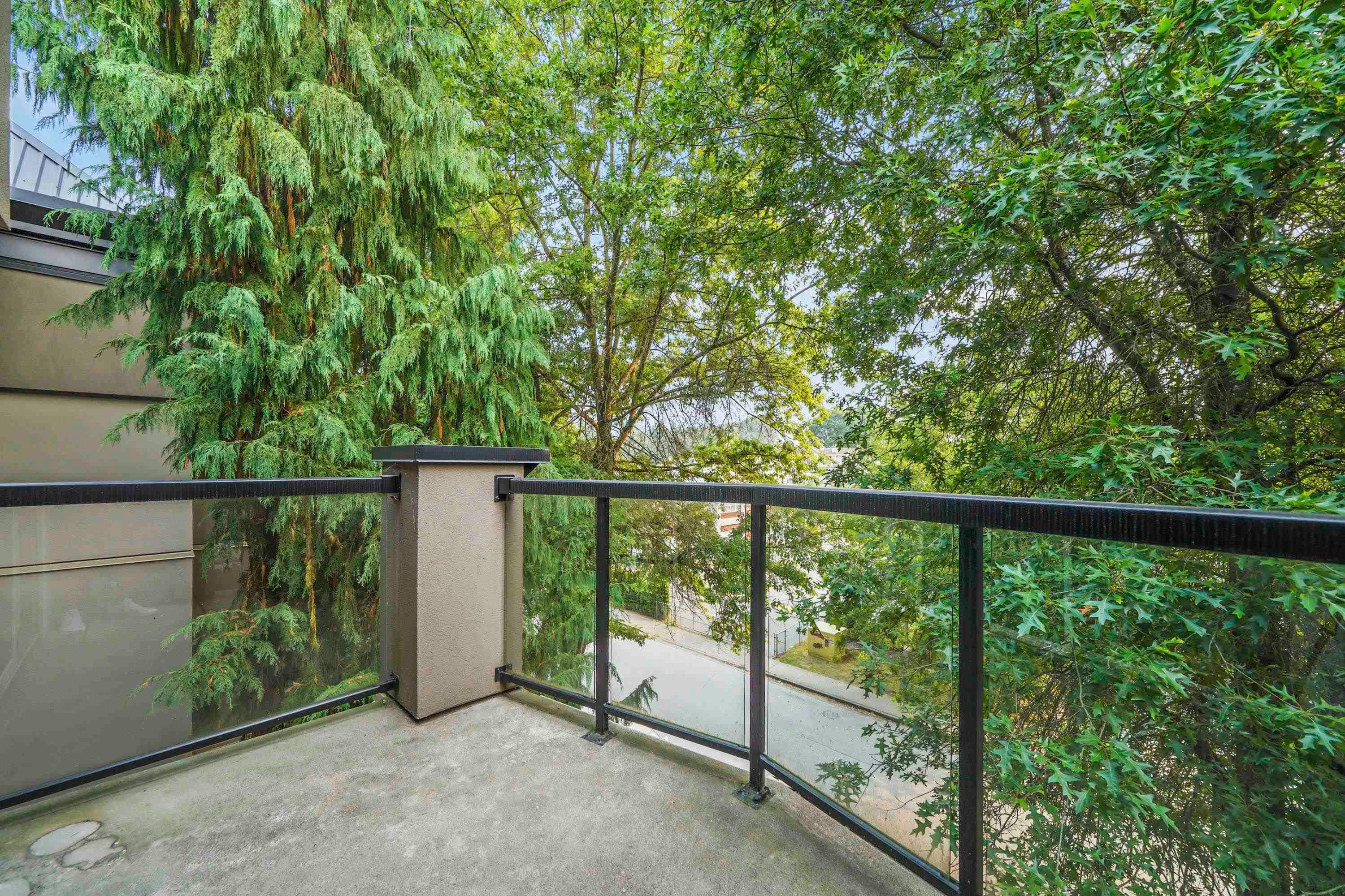 405 - 2615 Jane Street, Port Coquitlam, V3C 3K3 — photo 2