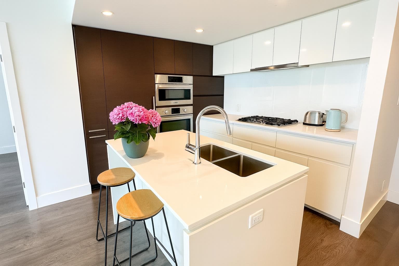 709 - 6900 Pearson Way, Richmond, V7C 0C9 — photo 3