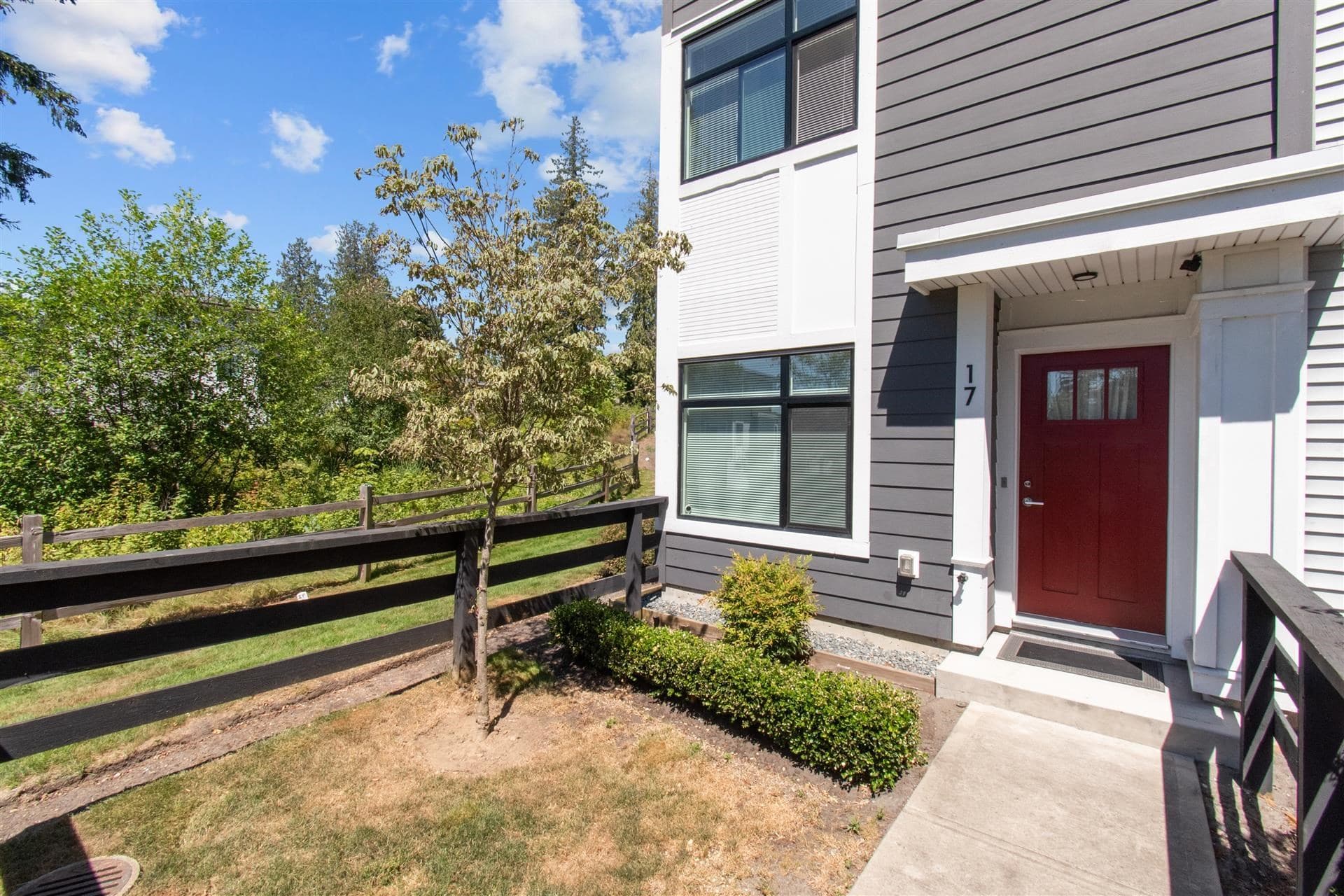 17 - 15235 Sitka Drive, Surrey, V3S 0A9 — photo 2