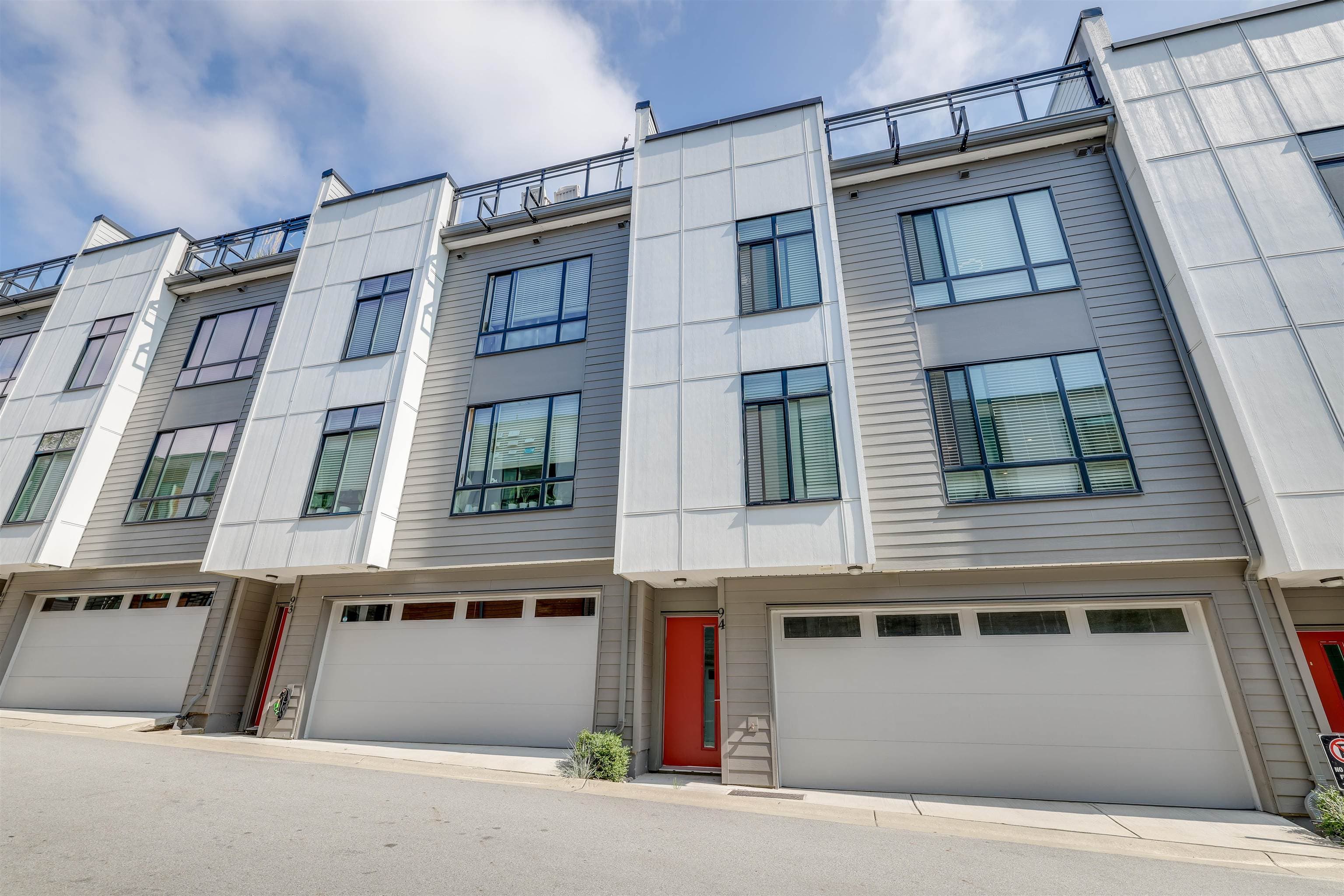 94 - 16433 19 Avenue, Surrey, V3Z 0Z1 — photo 2