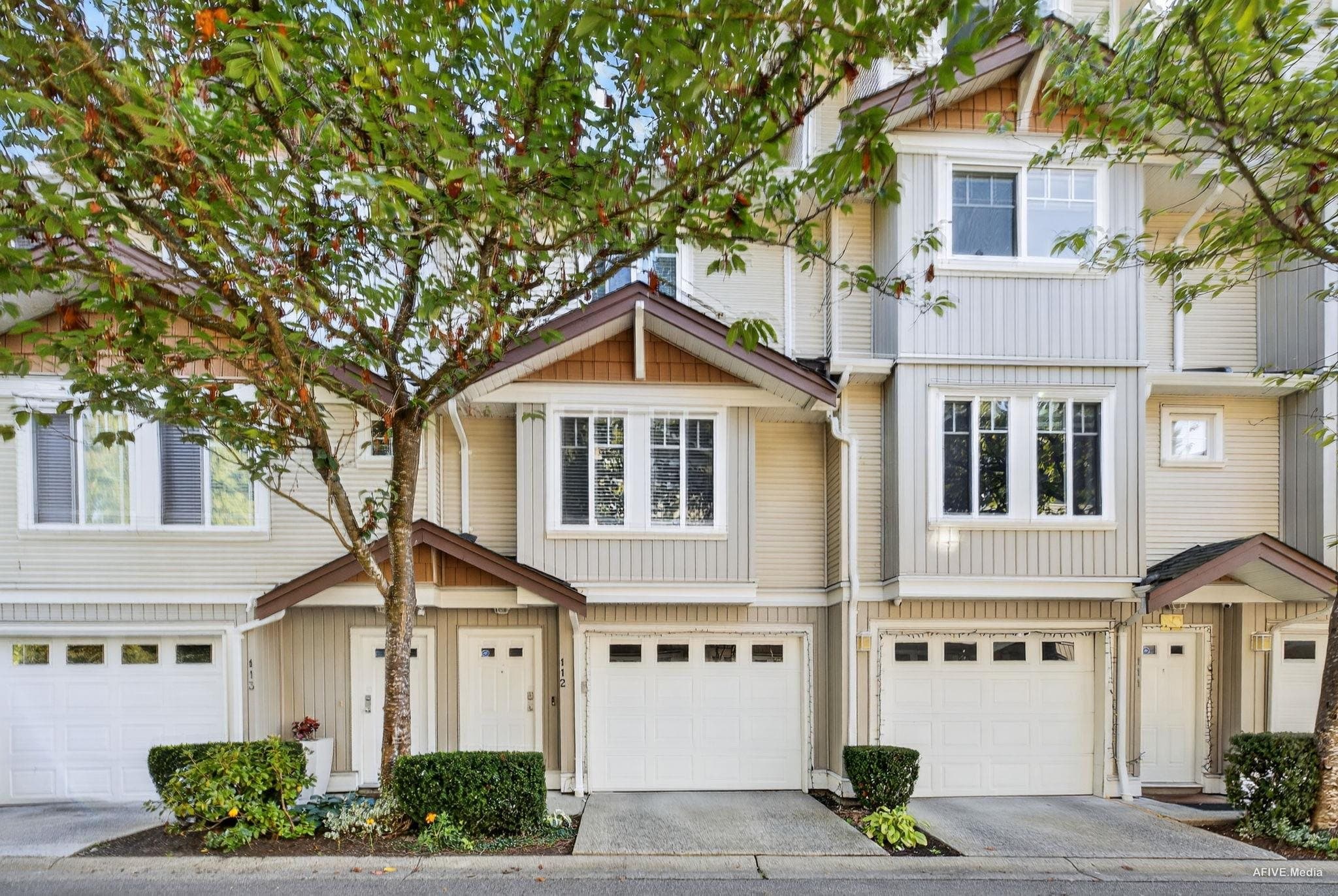 112 - 12711 64 Avenue, Surrey, V3W 1X1 — photo 2