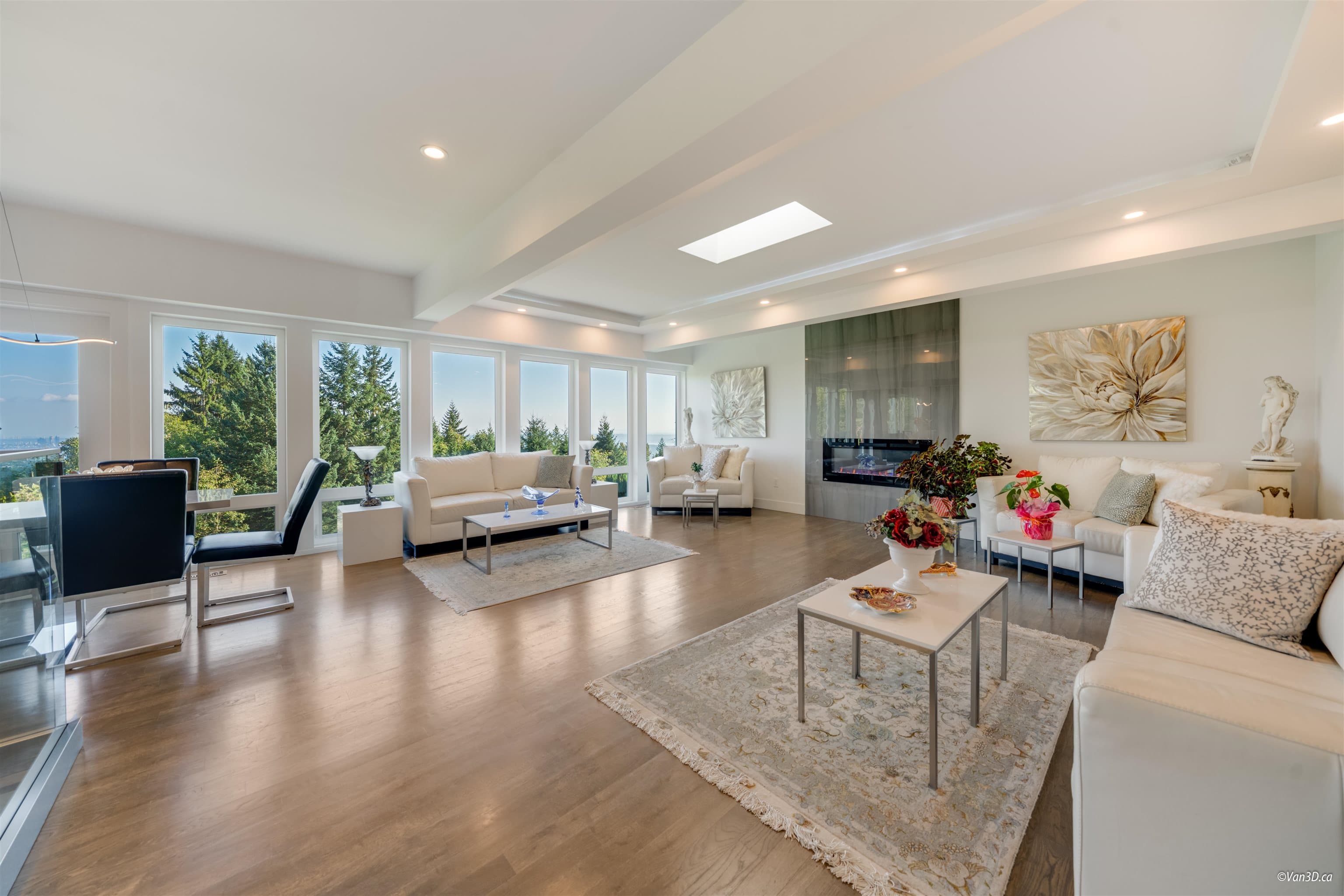 1135 Groveland Court, West Vancouver, V7S 1Z7 — photo 2