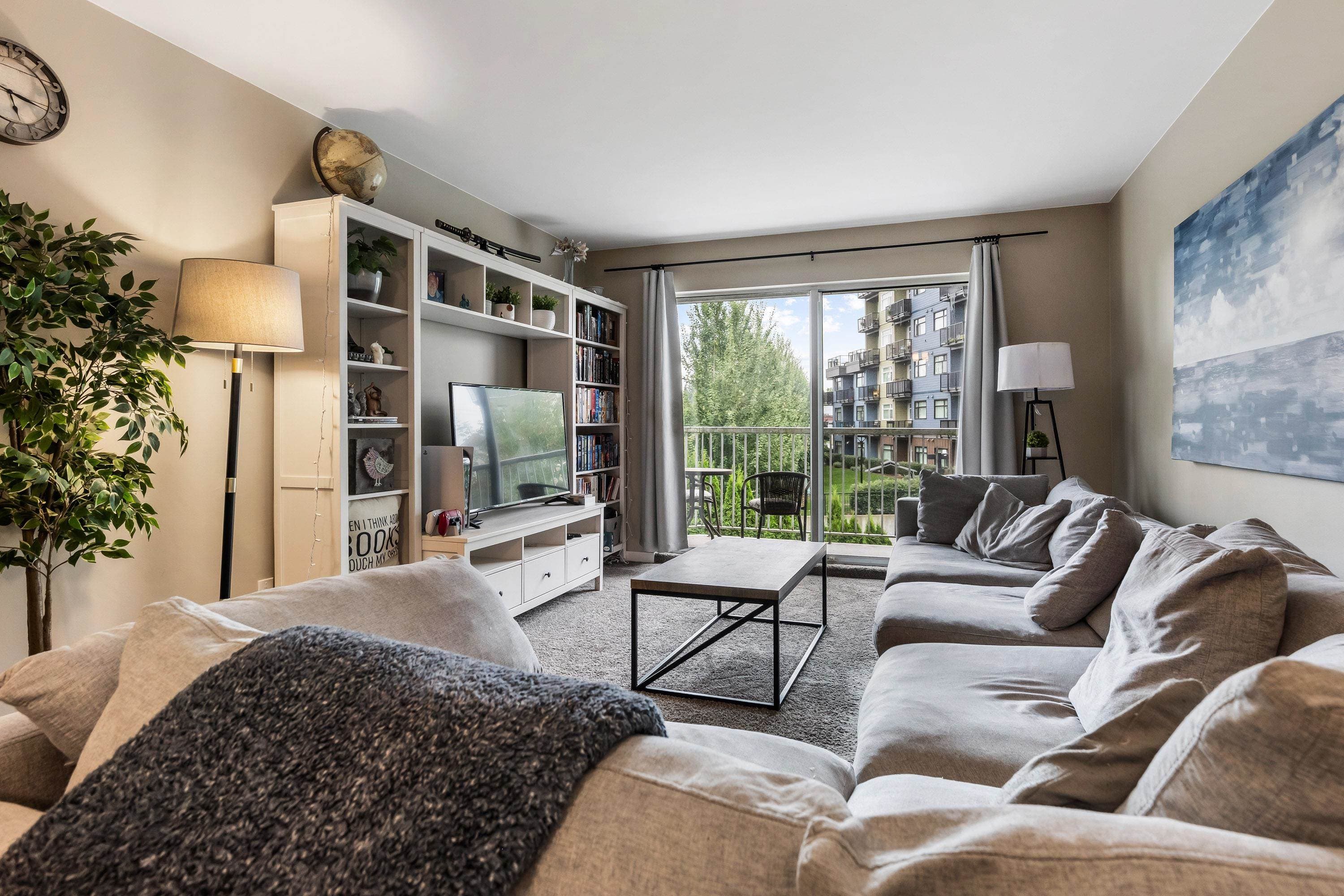 305 - 2750 Fuller Street, Abbotsford, V2S 3K1 — photo 1
