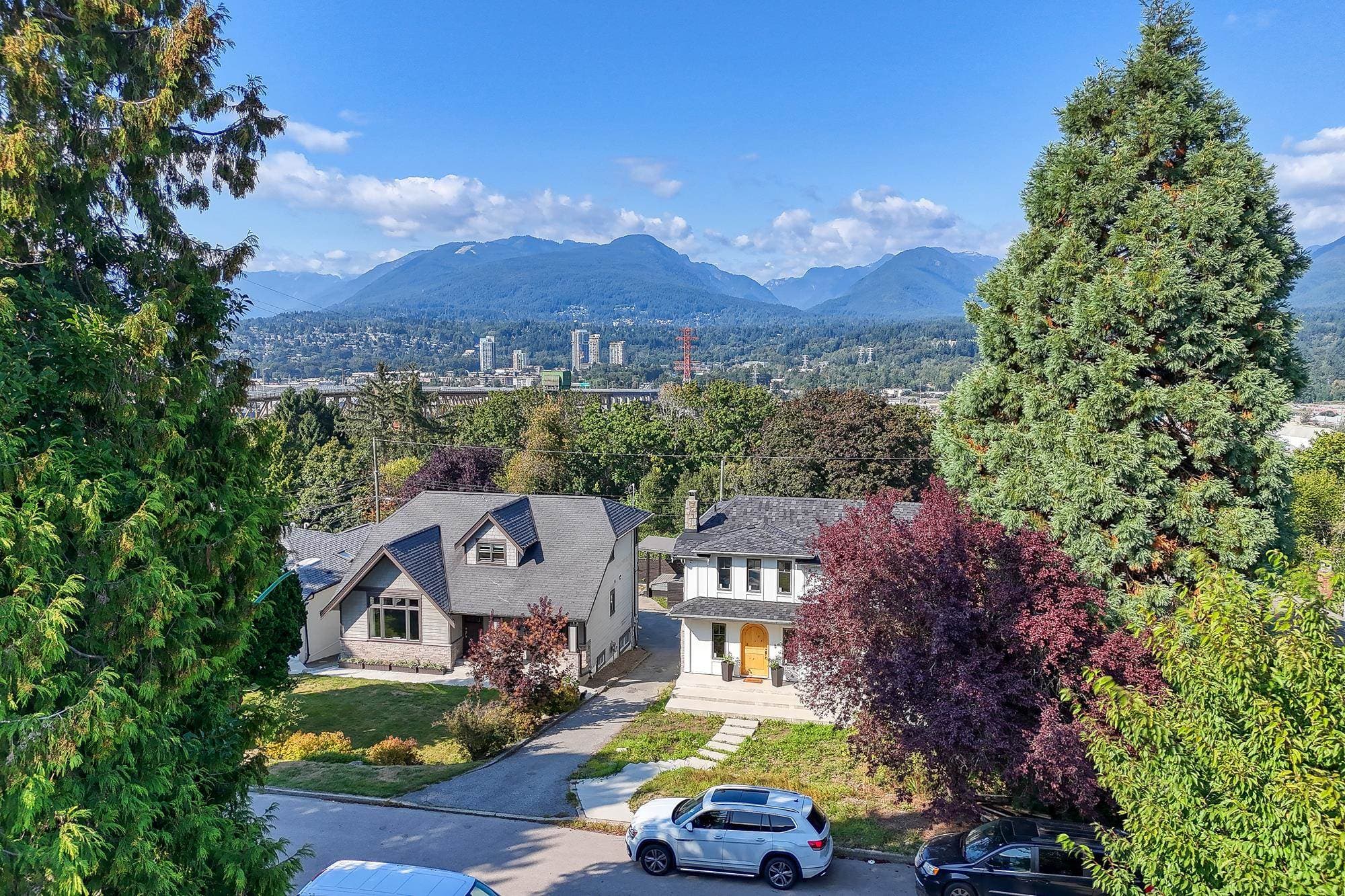 3746 Edinburgh Street, Burnaby, V5C 1R5 — photo 3