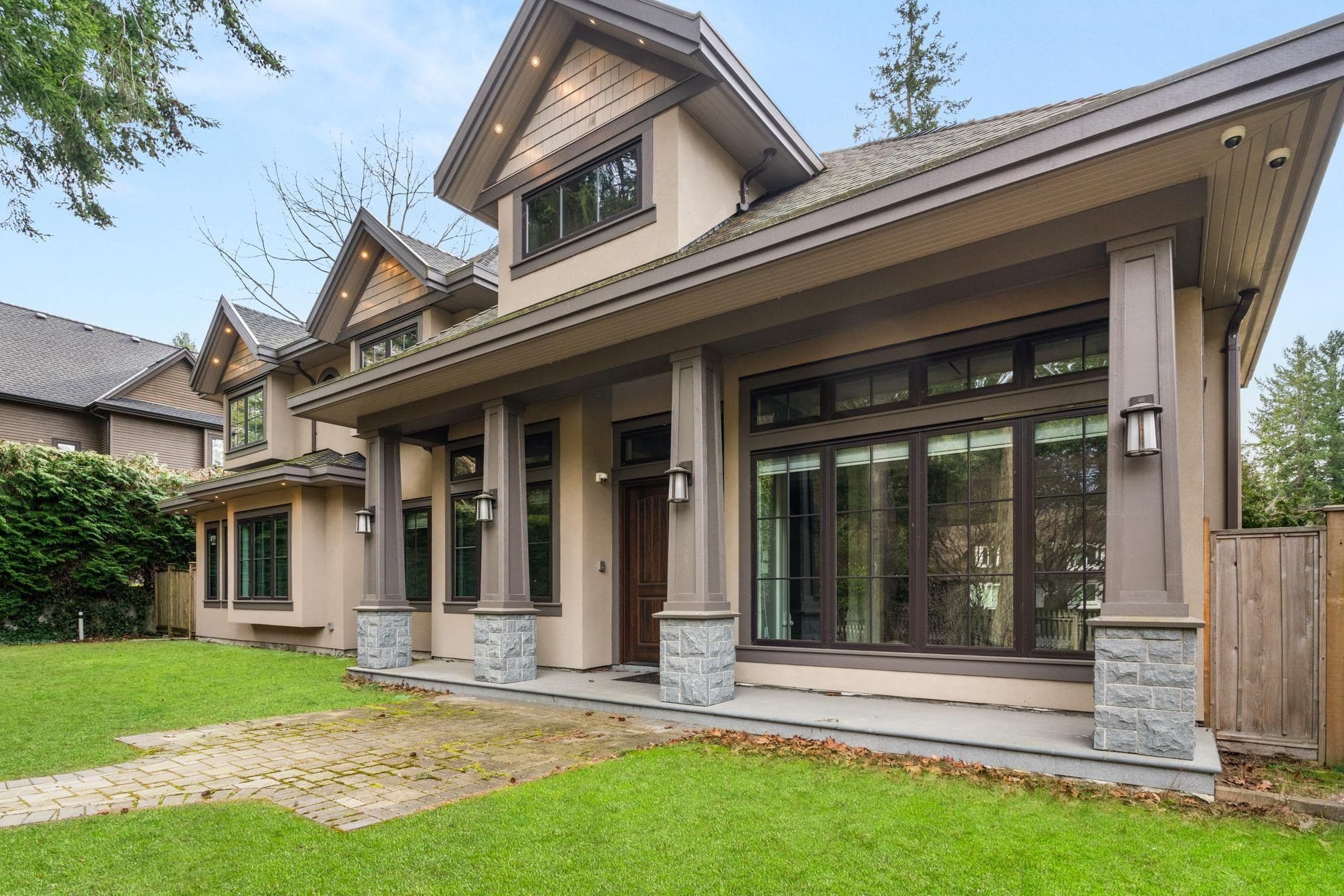 13096 24 Avenue, Surrey, V4A 2G1 — photo 2