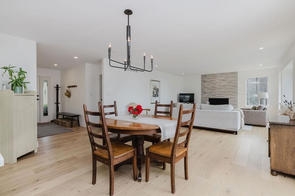 341 Harry Road, Gibsons, V0N 1V5 — photo 4
