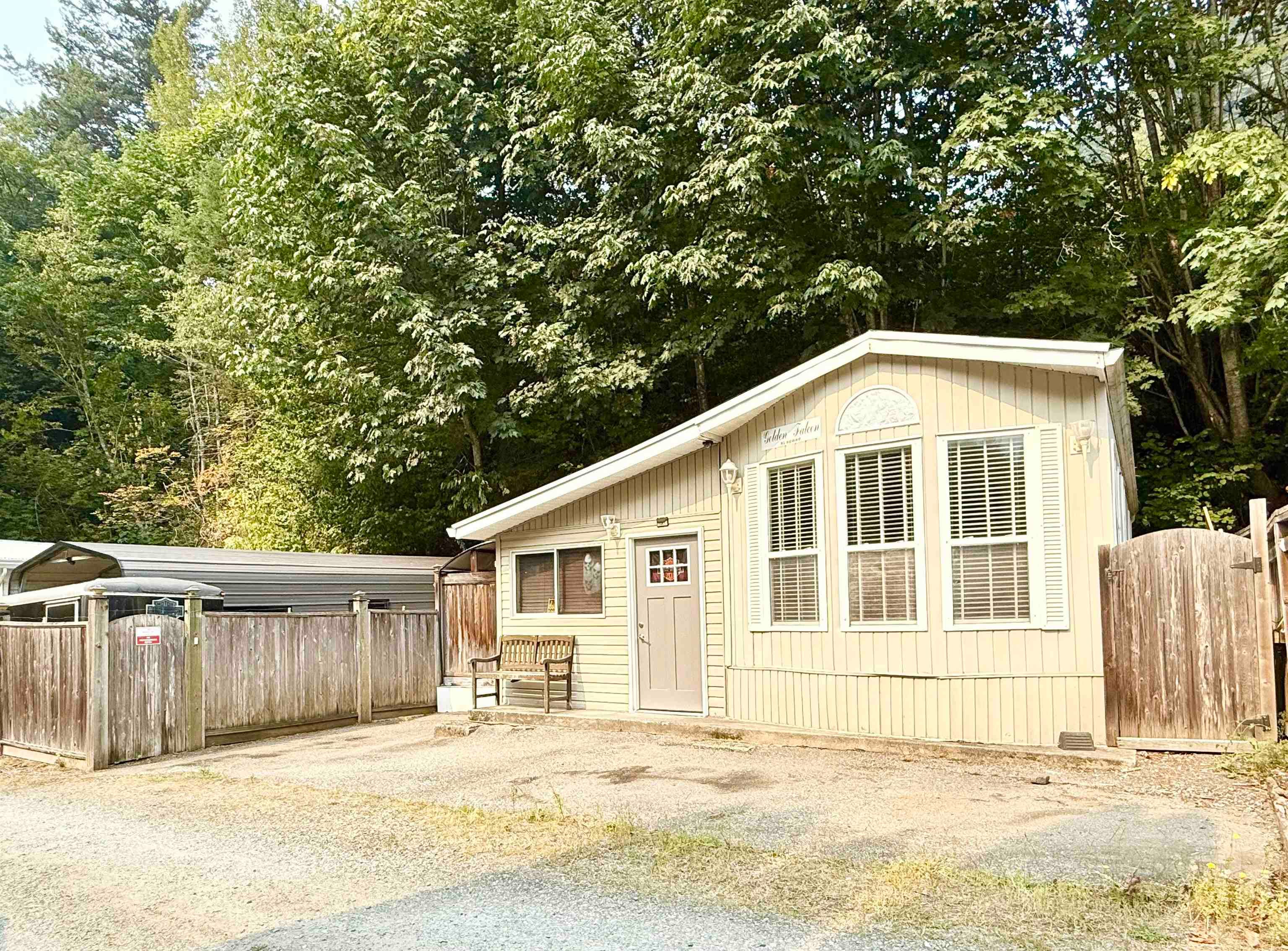 47 & 48 - 1650 Columbia Valley Road, Lindell Beach