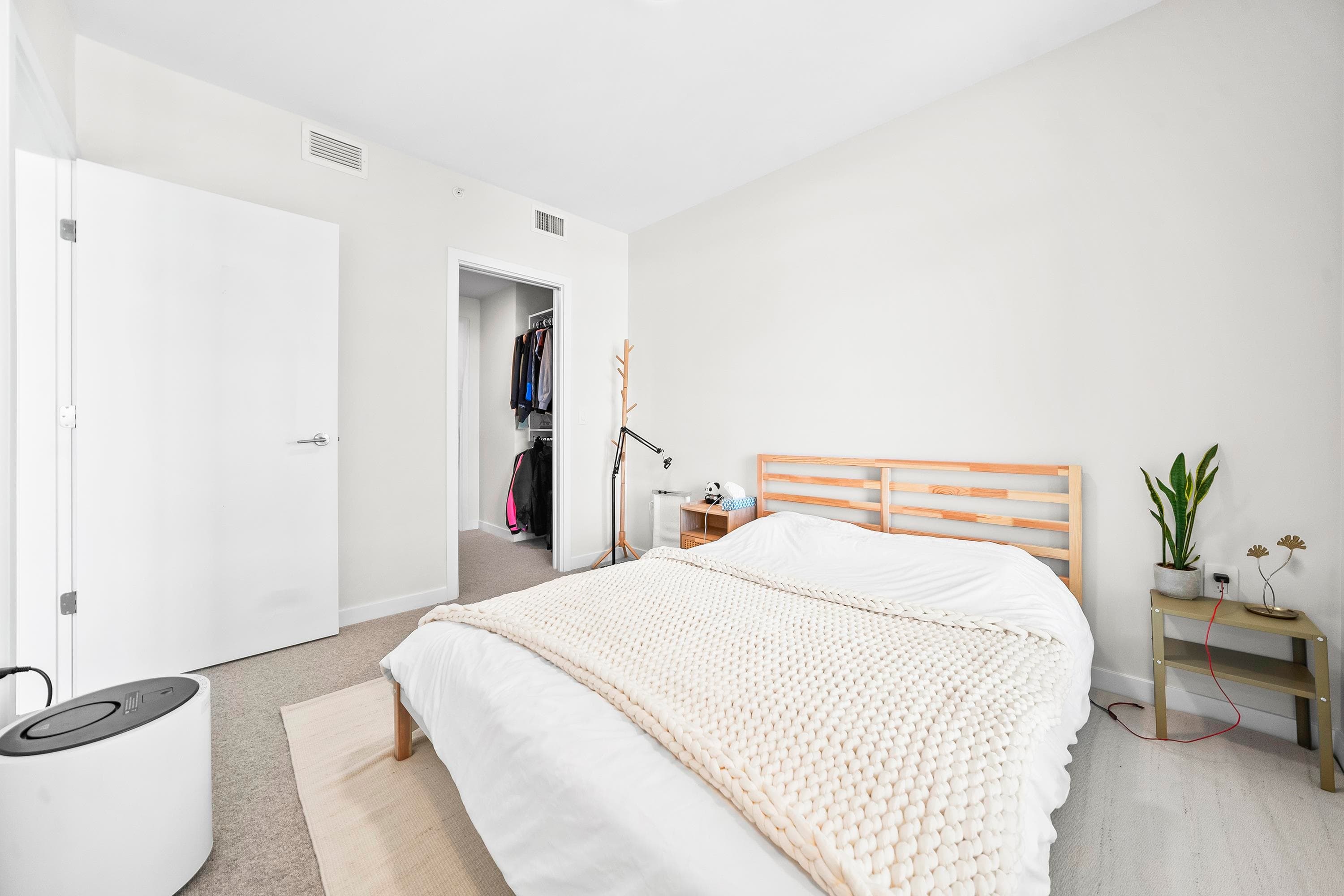 1904 - 4168 Lougheed Highway, Burnaby, V5C 0N9 — photo 5