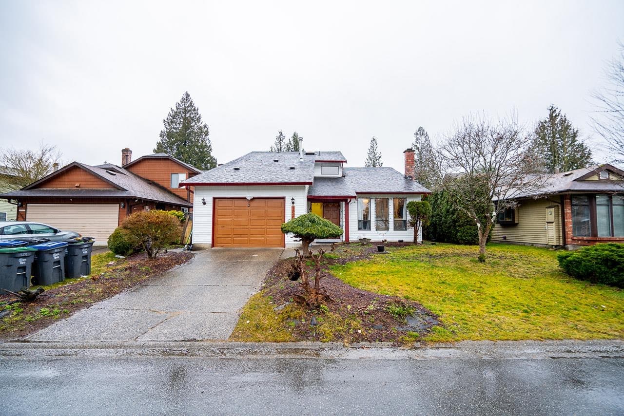 15672 99b Avenue, Surrey, V4N 2W3 — photo 2