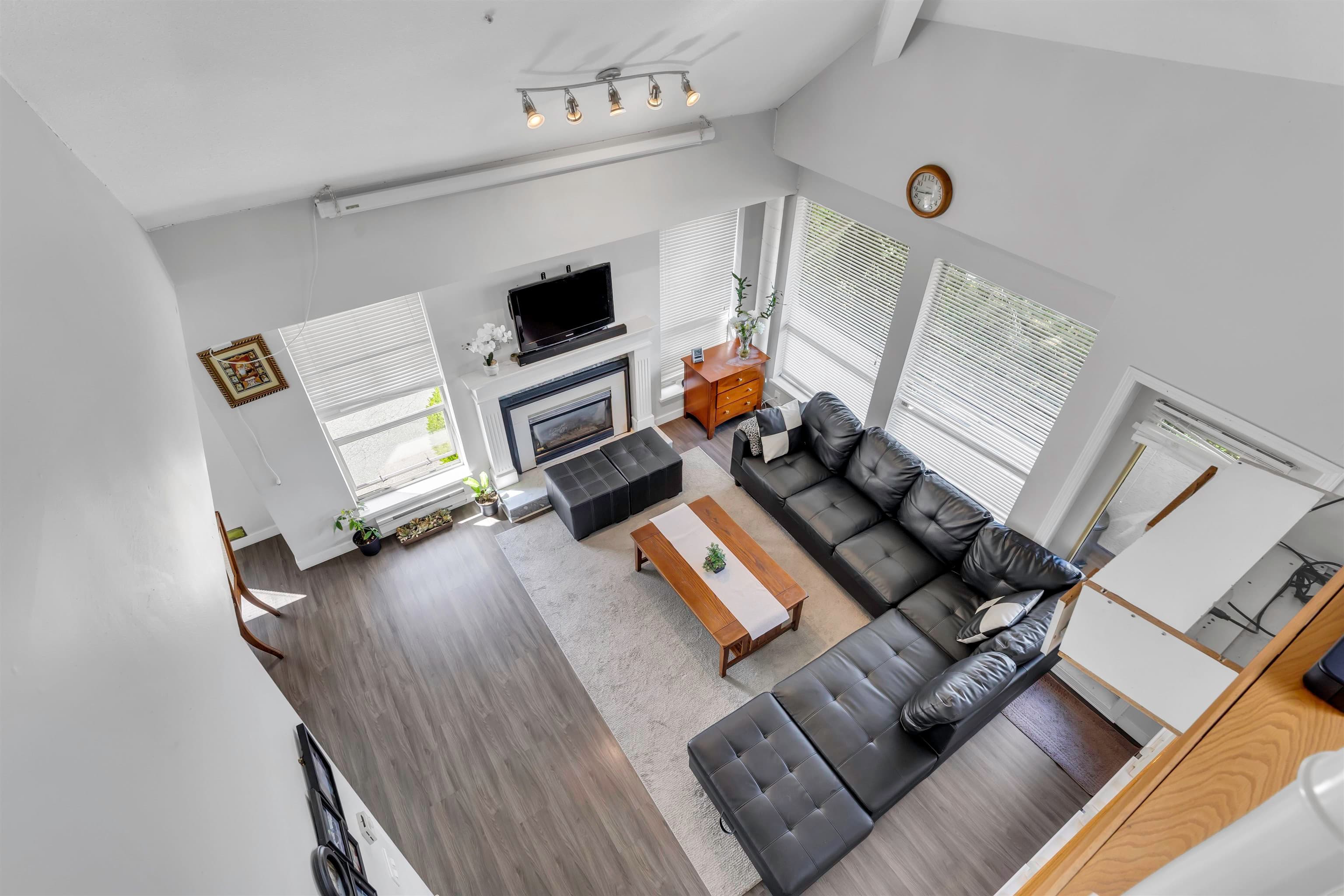 21 - 12172 72 Avenue, Surrey, V3W 2L9 — photo 2