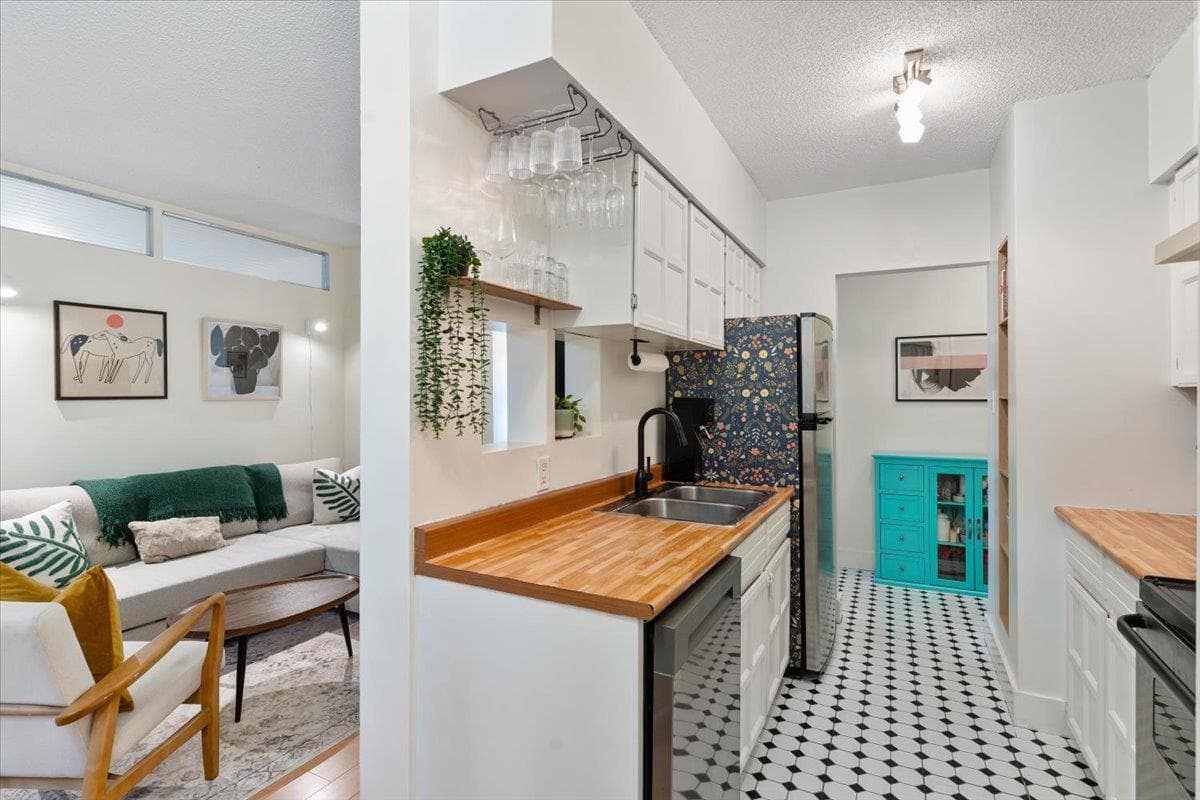 101 - 1540 E 4th Avenue, Vancouver, V5N 1J8 — photo 5