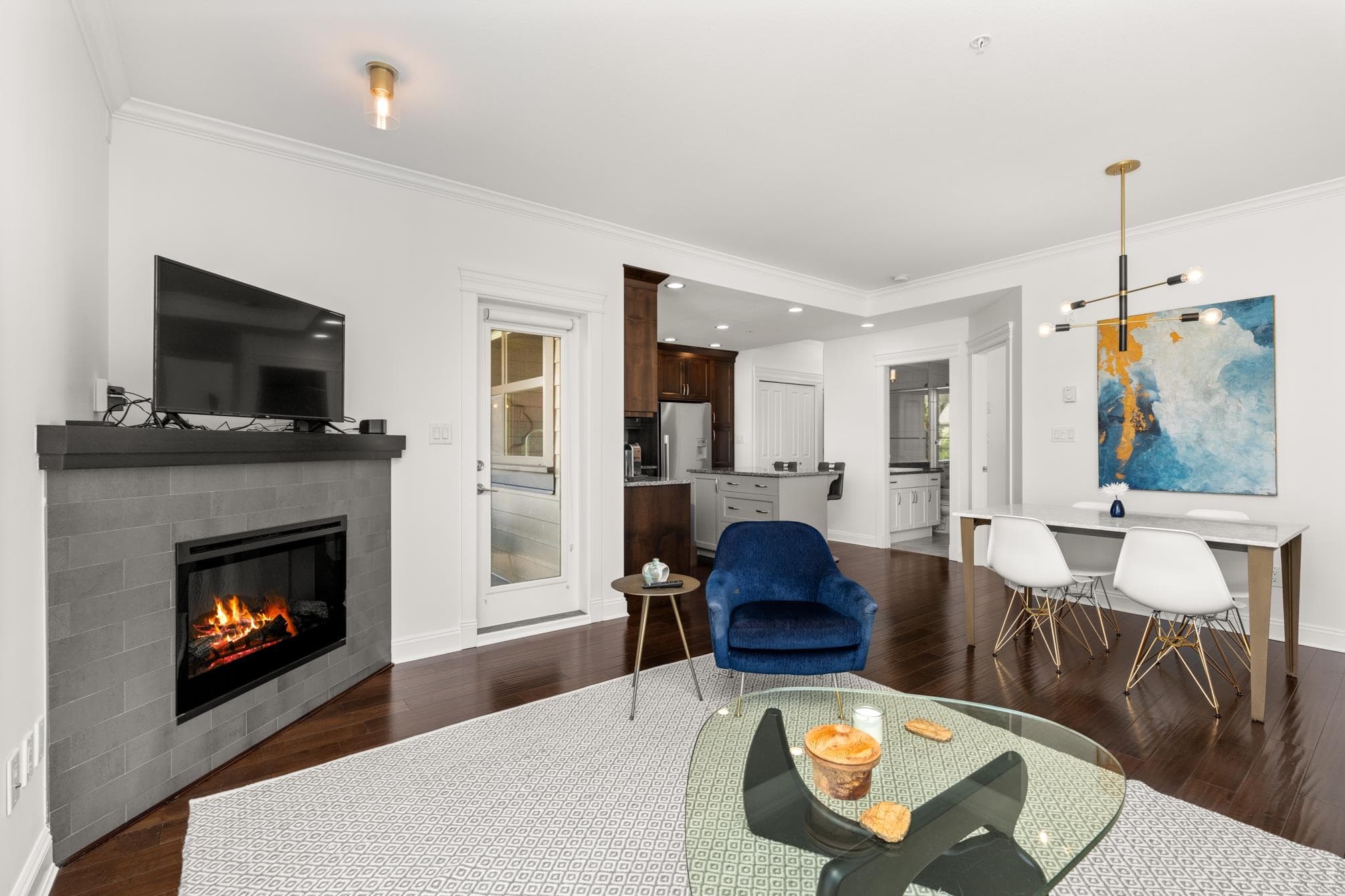 302 - 15336 17a Avenue, Surrey, V4A 1V3 — photo 4