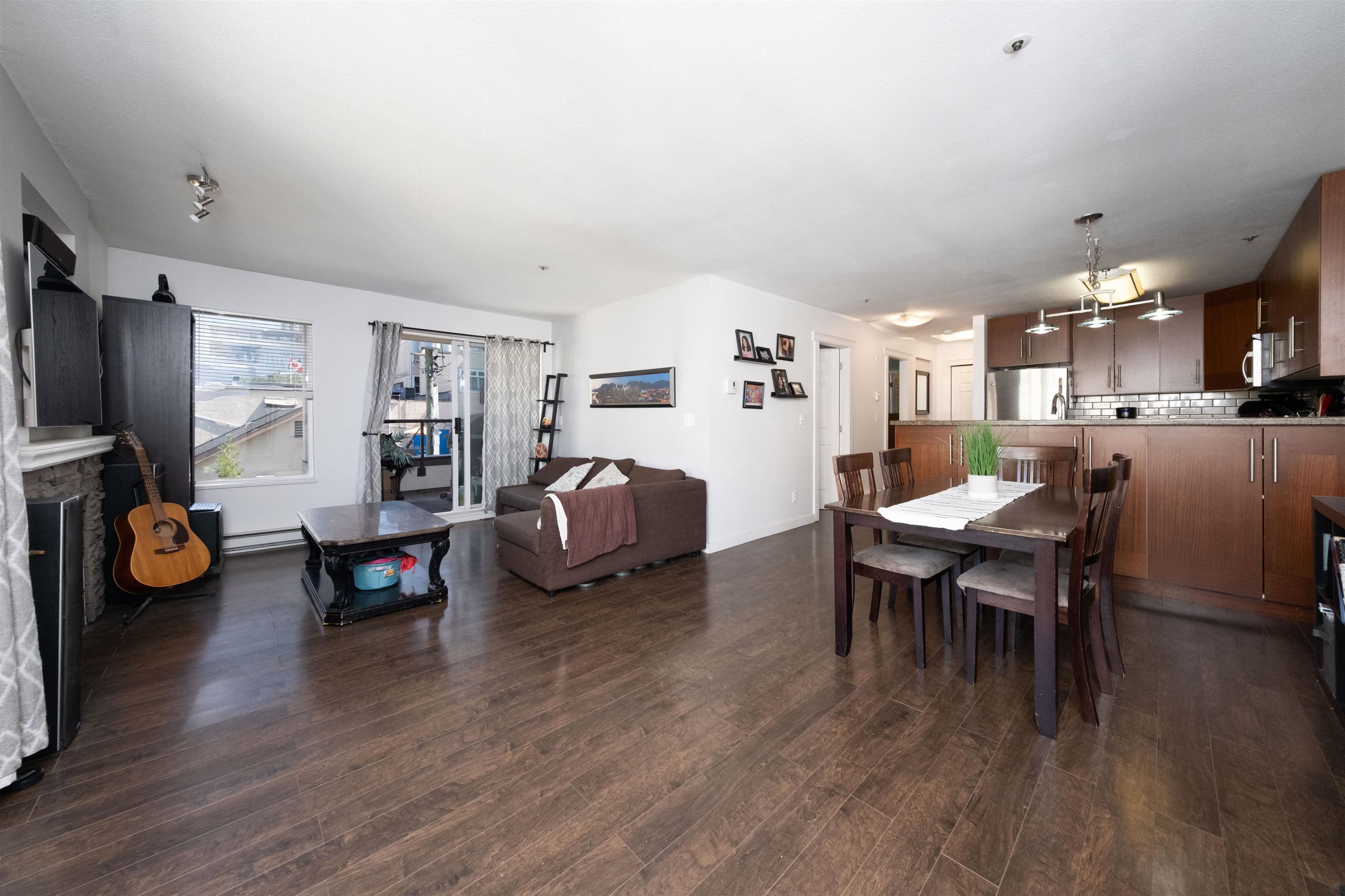 403 - 118 E 2nd Street, North Vancouver, V7L 1C3 — photo 3