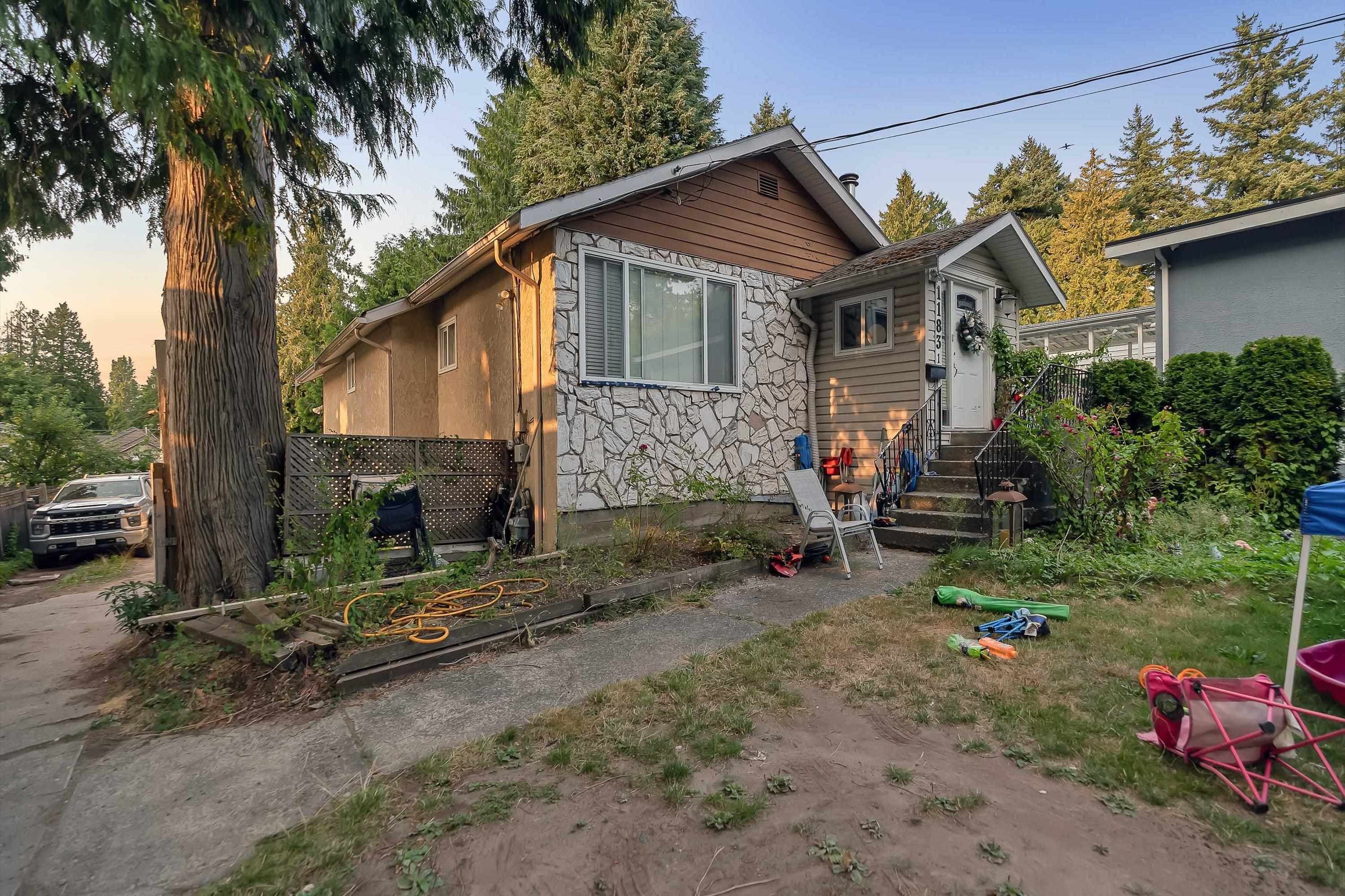 11831 96 Avenue, Surrey