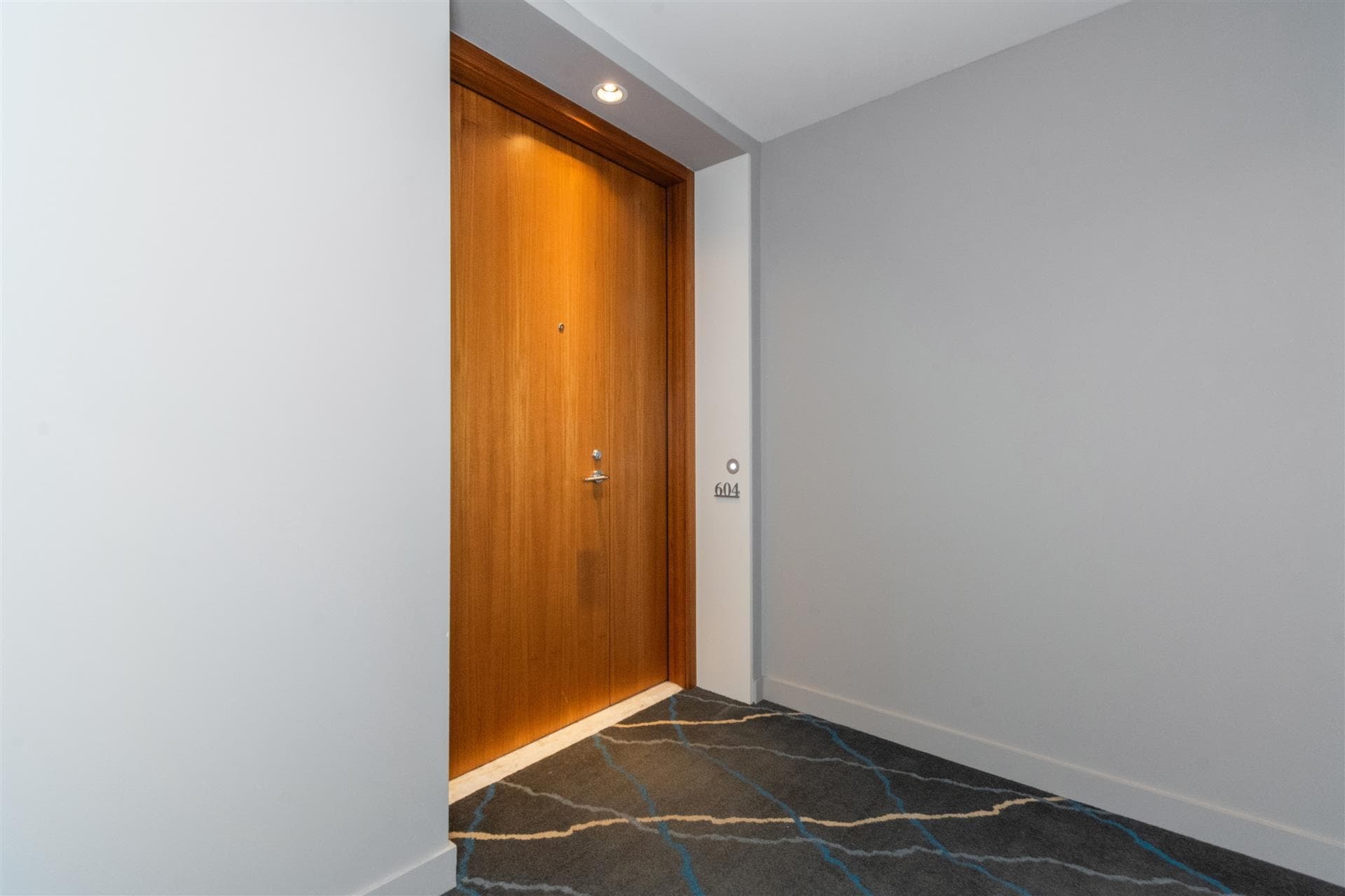 604 - 5111 Brighouse Way, Richmond, V7C 0A6 — photo 2