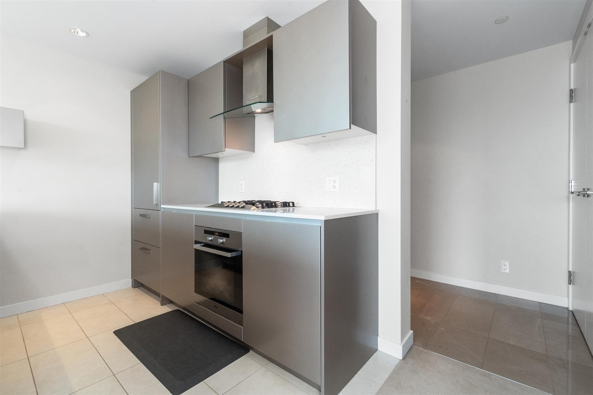 604 - 5111 Brighouse Way, Richmond, V7C 0A6 — photo 5