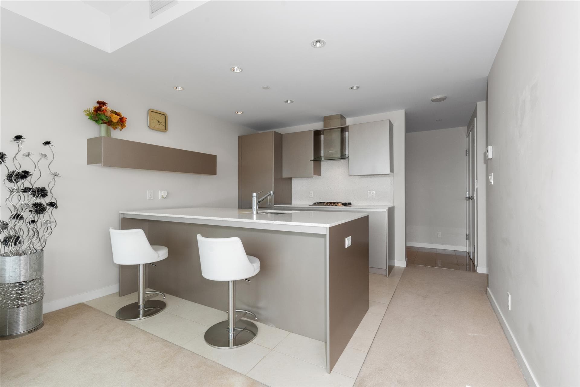 604 - 5111 Brighouse Way, Richmond, V7C 0A6 — photo 4