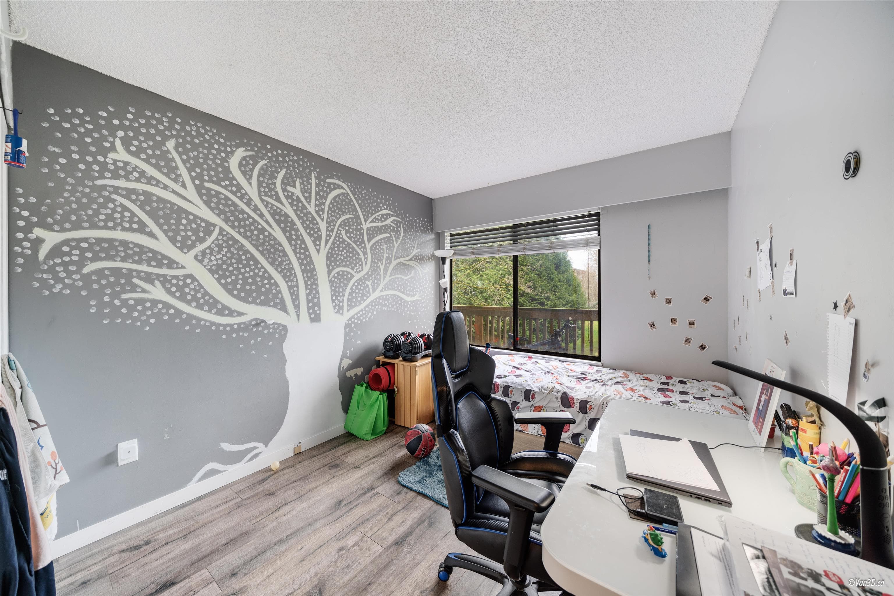 201 - 14925 100 Avenue, Surrey, V3R 1J6 — photo 2