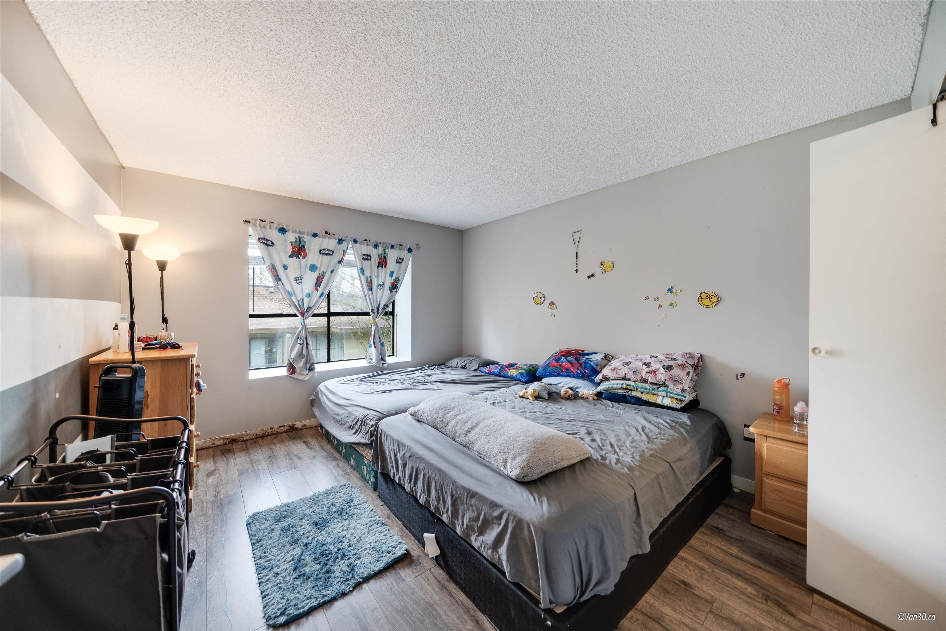 201 - 14925 100 Avenue, Surrey, V3R 1J6 — photo 3